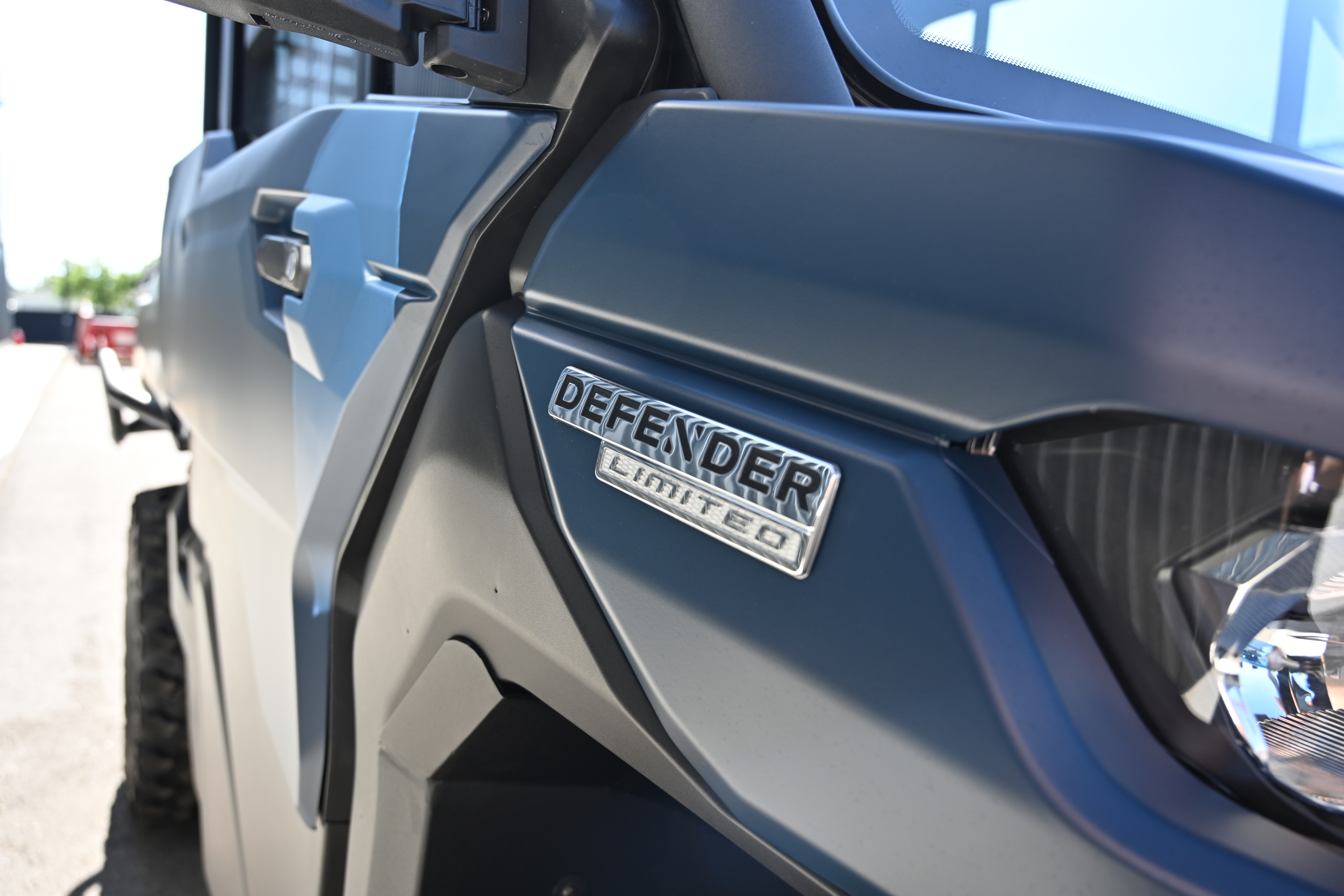 2025 Can-Am Defender LIMITED CAB HD10-8JSF - Photo 19
