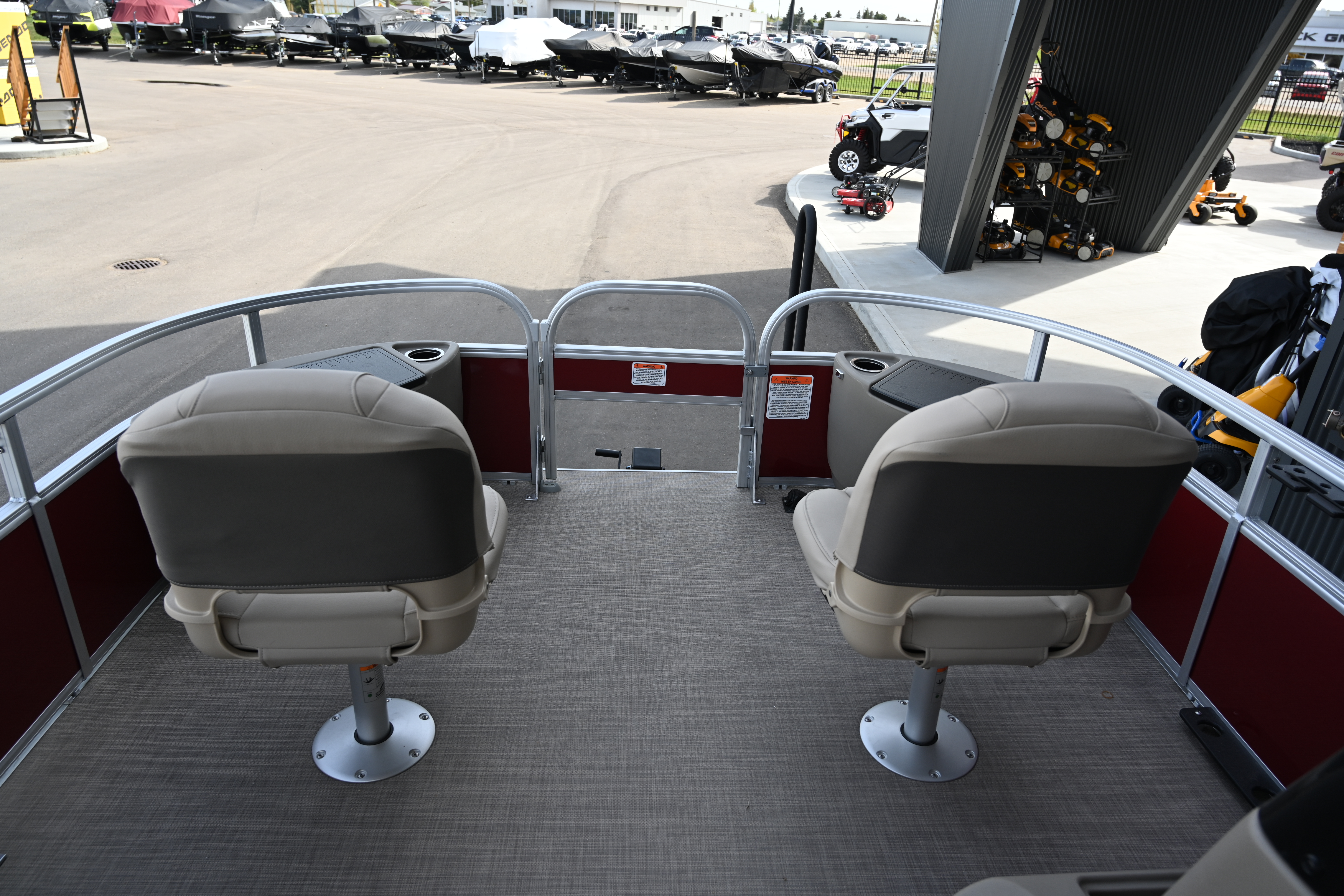 2025 Sun Tracker BASS BUGGY 18 - Photo 15