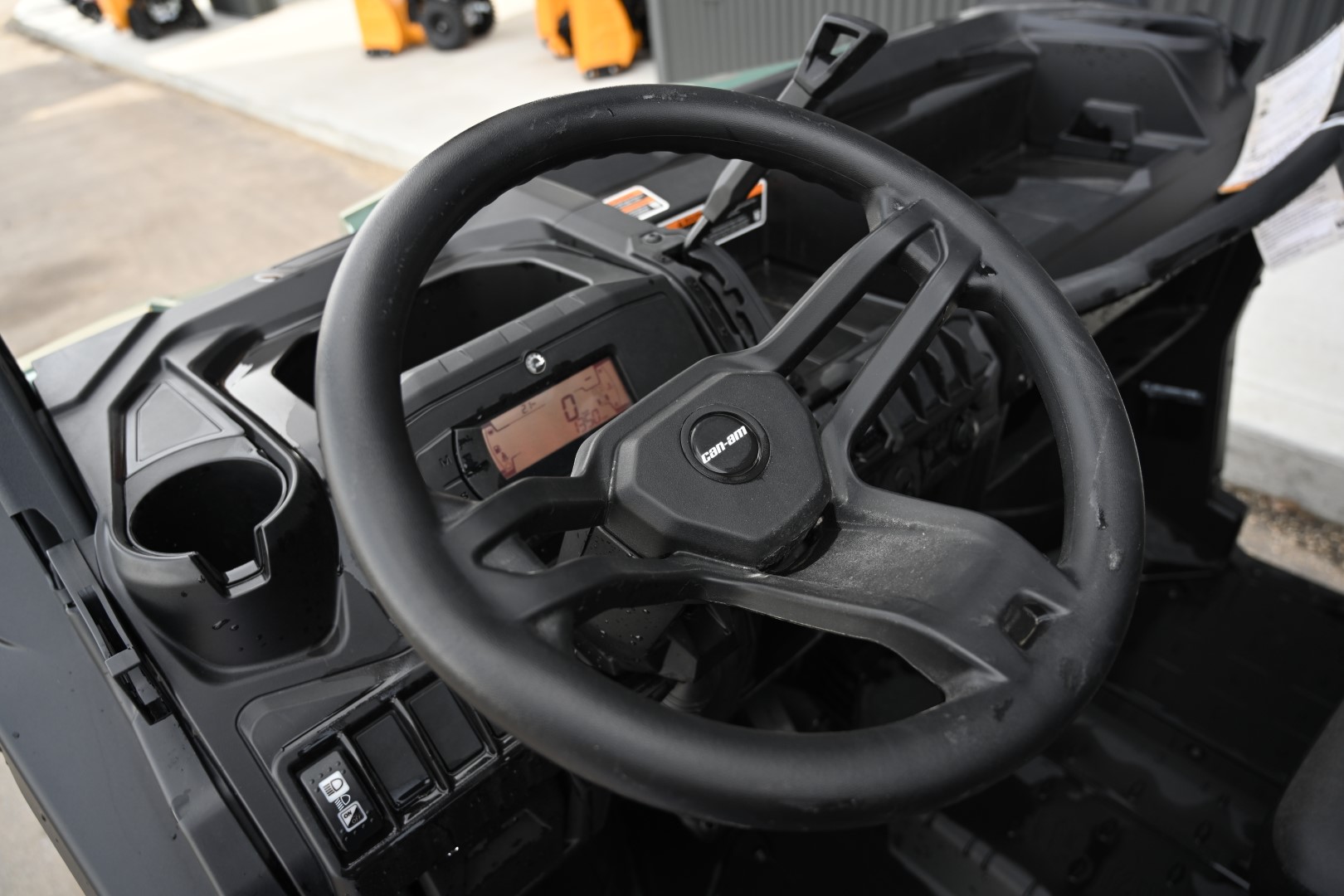 2025 Can-Am DEFENDER DPS HD7  8WSB - Photo 5