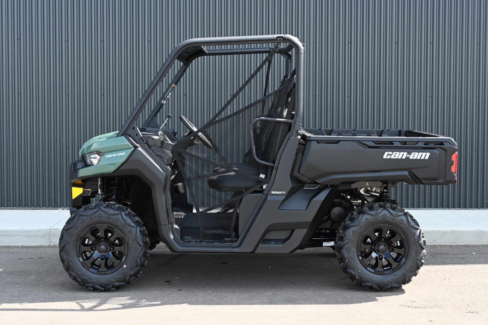 2025 Can-Am DEFENDER DPS HD7  8WSB - Photo 2