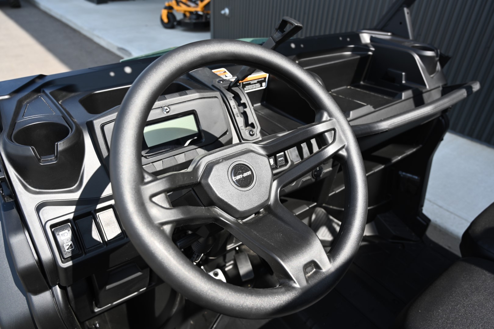 2025 Can-Am DEFENDER DPS HD7  8WSB - Photo 9