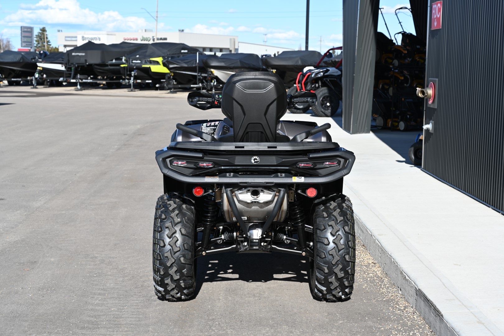 2025 Can-Am OUTLANDER MAX XT 850 - Photo 4