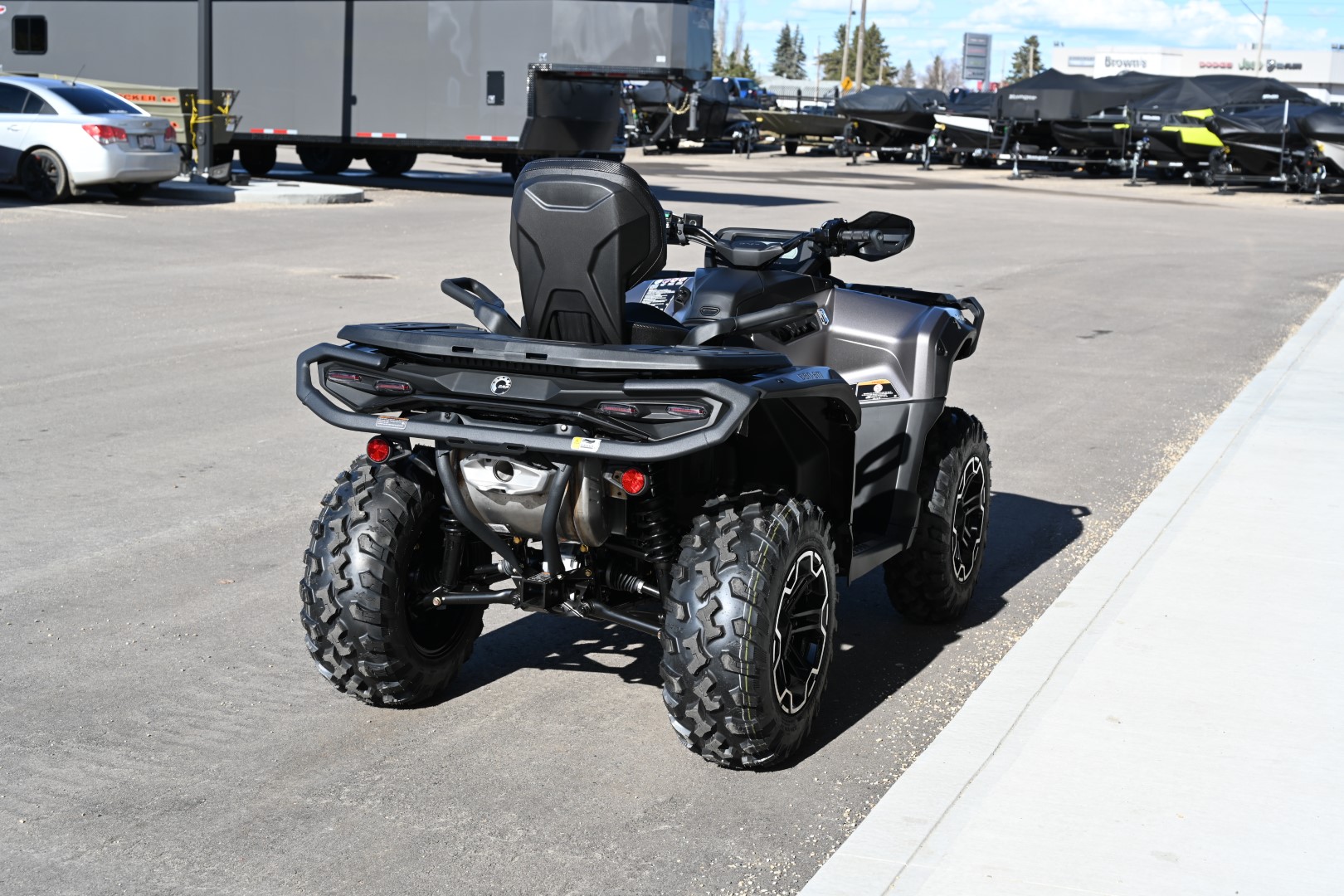 2025 Can-Am OUTLANDER MAX XT 850 - Photo 5