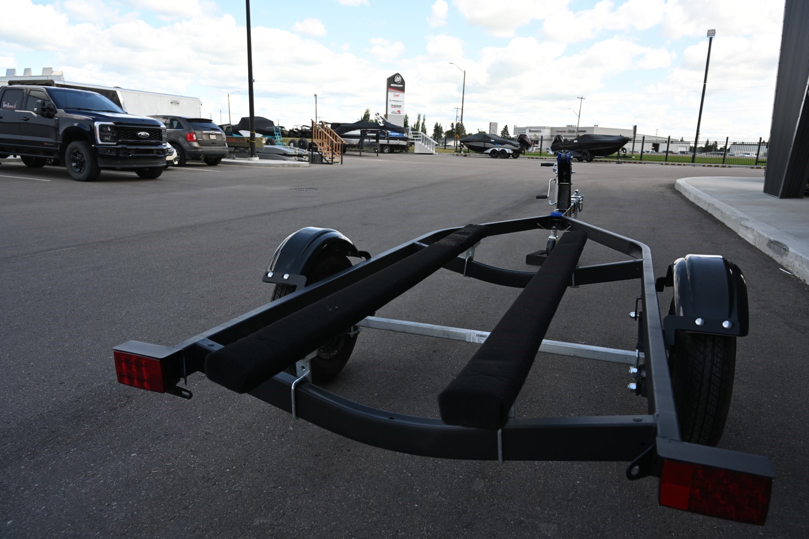 2024 Karavan Trailers WCE-1250-46-L - Photo 13
