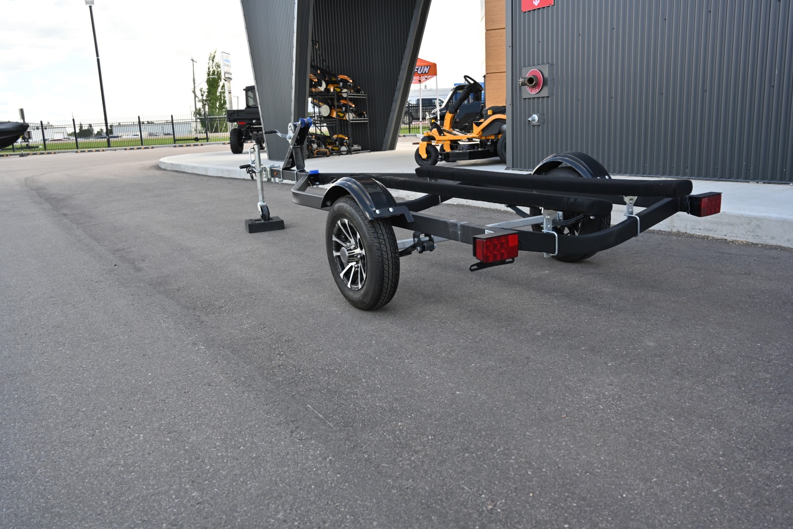 2024 Karavan Trailers WCE-1250-46-L - Photo 4