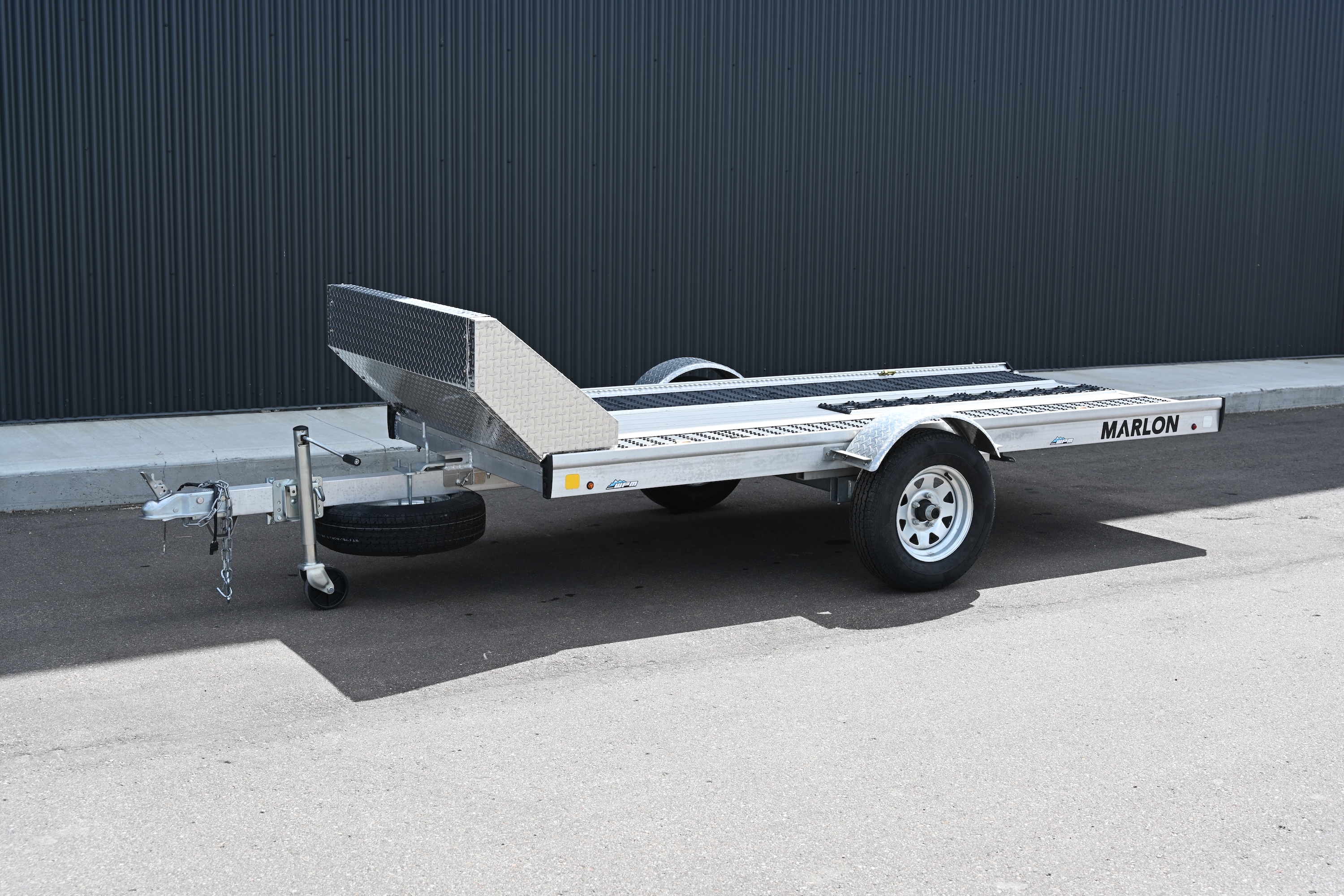 2024 Marlon Recreational Products Marlon Single Place 10' Tilt Trailer with Splash/Salt Guard