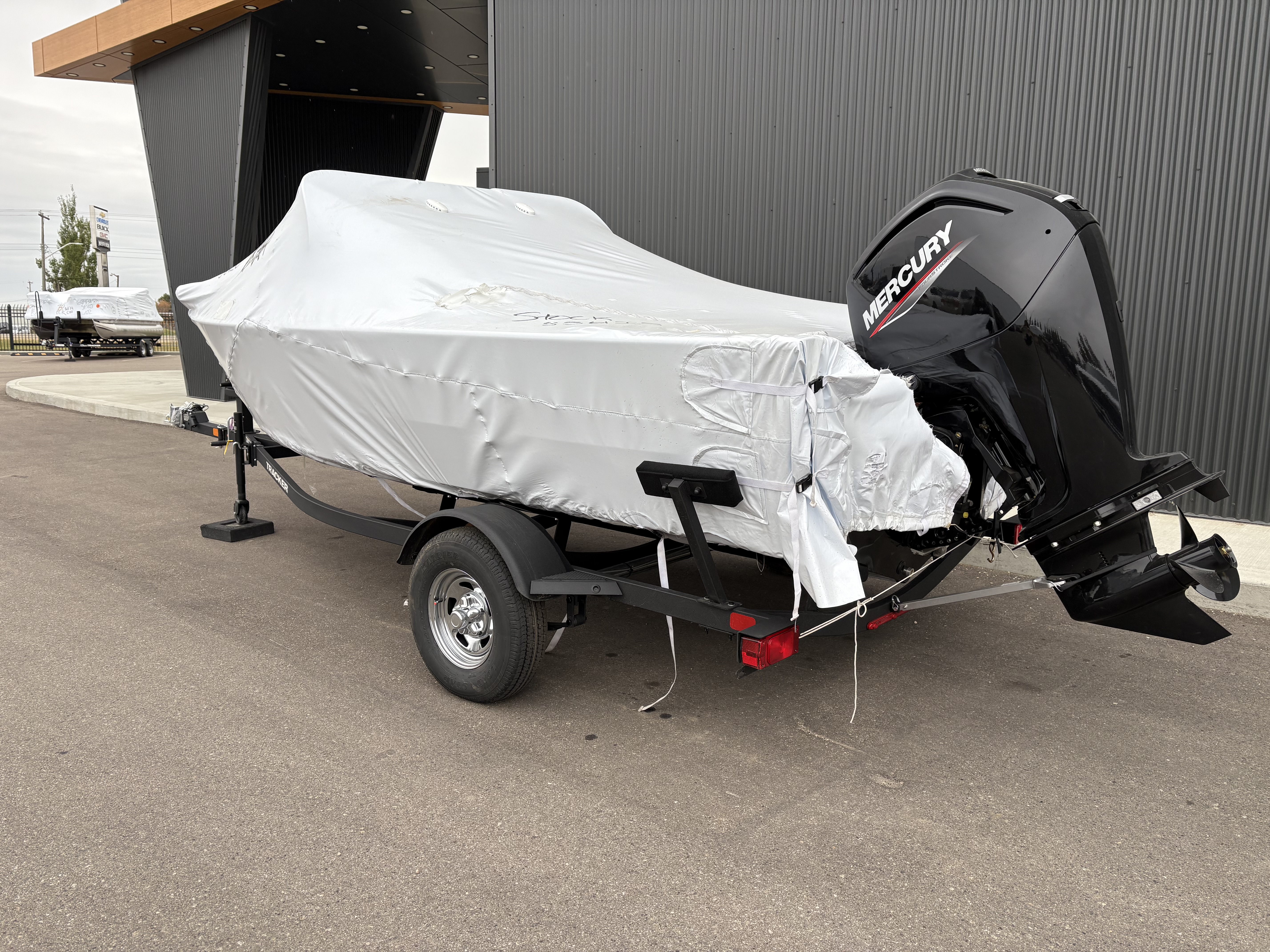 2026 Tracker Boats PRO GUIDE V16 WT - Photo 4