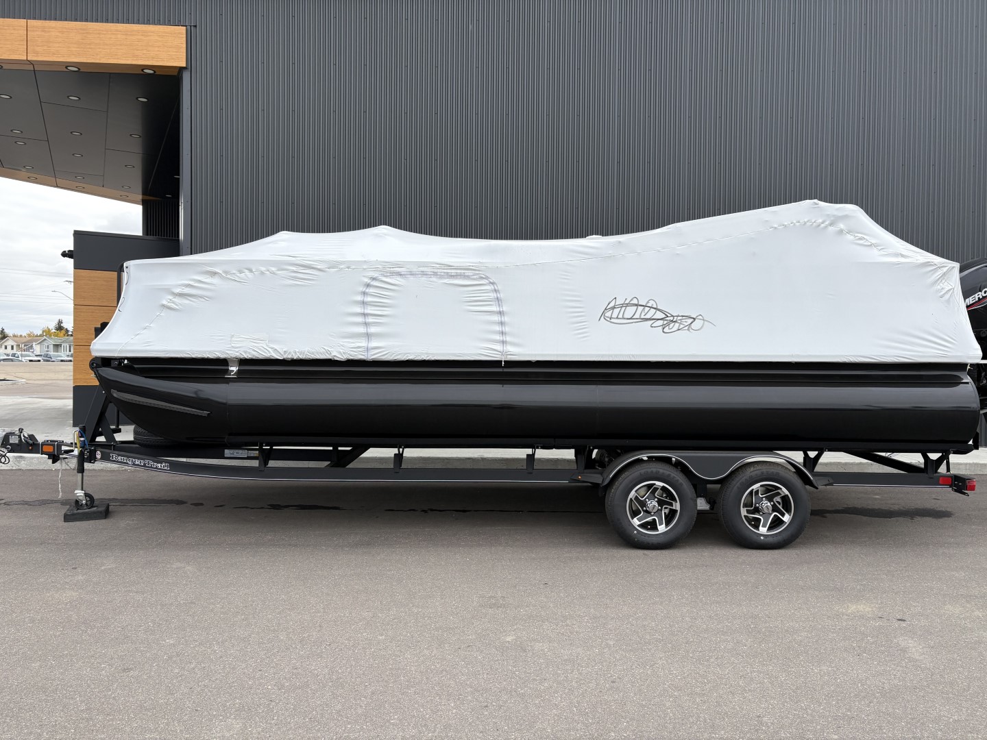 2025 Ranger Boats REATA 220 FC 115L - Photo 3