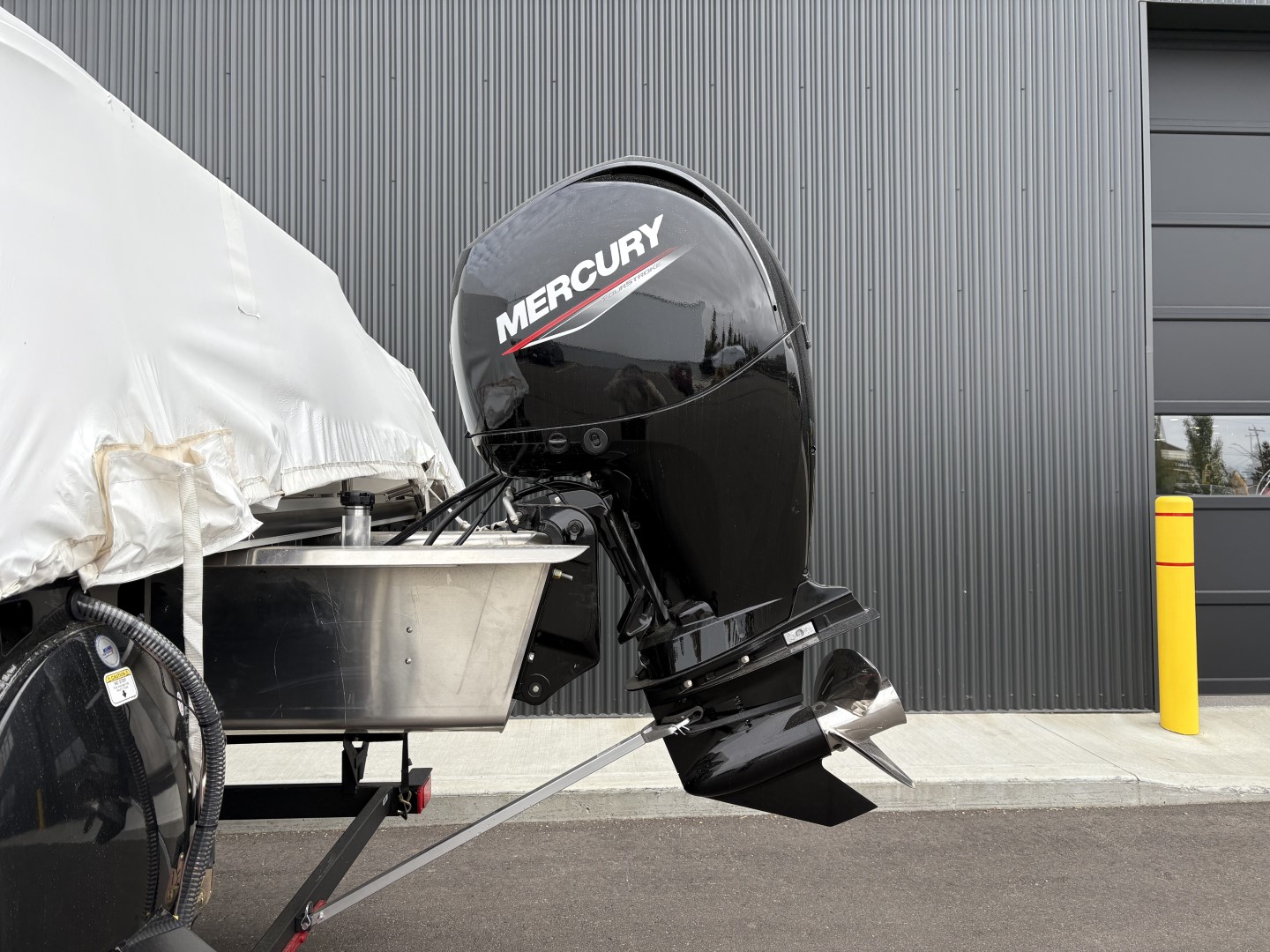 2025 Ranger Boats REATA 220 FC 115L - Photo 5