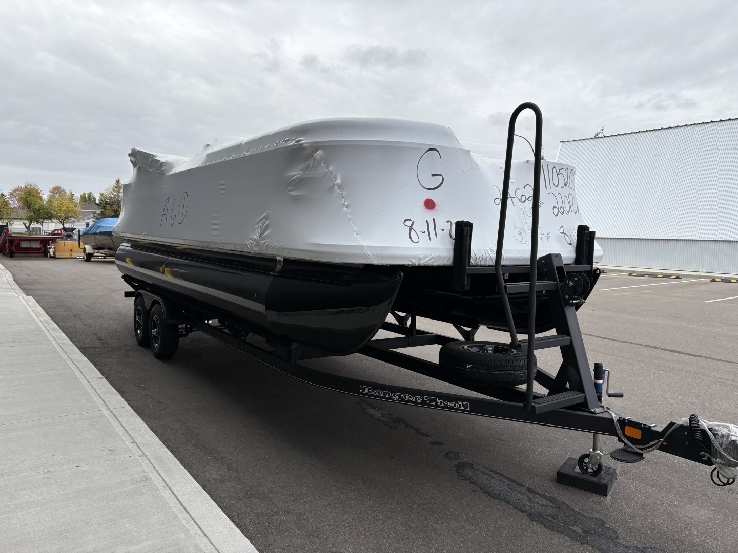 2025 Ranger Boats REATA 220 FC 115L - Photo 8