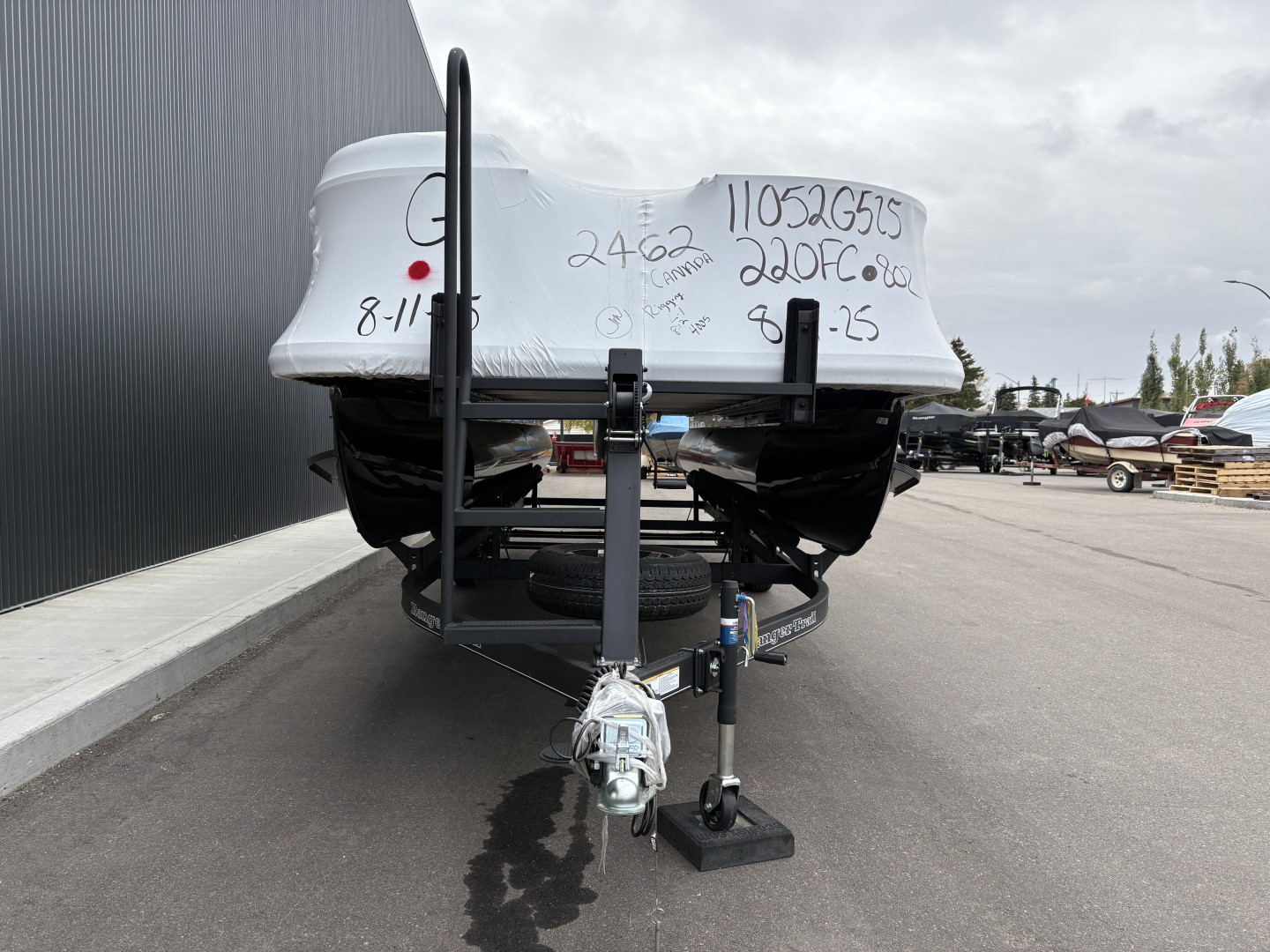 2025 Ranger Boats REATA 220 FC 115L - Photo 9