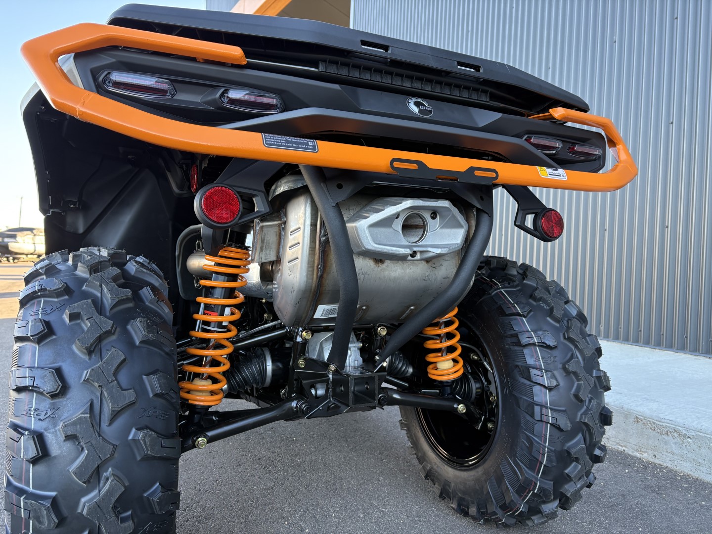 2026 Can-Am Outlander XT-P 1000R with Smart-Shox & 10.25 in. infotainment  4HTJ - Photo 12