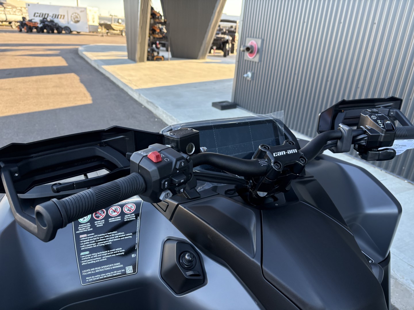 2026 Can-Am Outlander XT-P 1000R with Smart-Shox & 10.25 in. infotainment  4HTJ - Photo 13