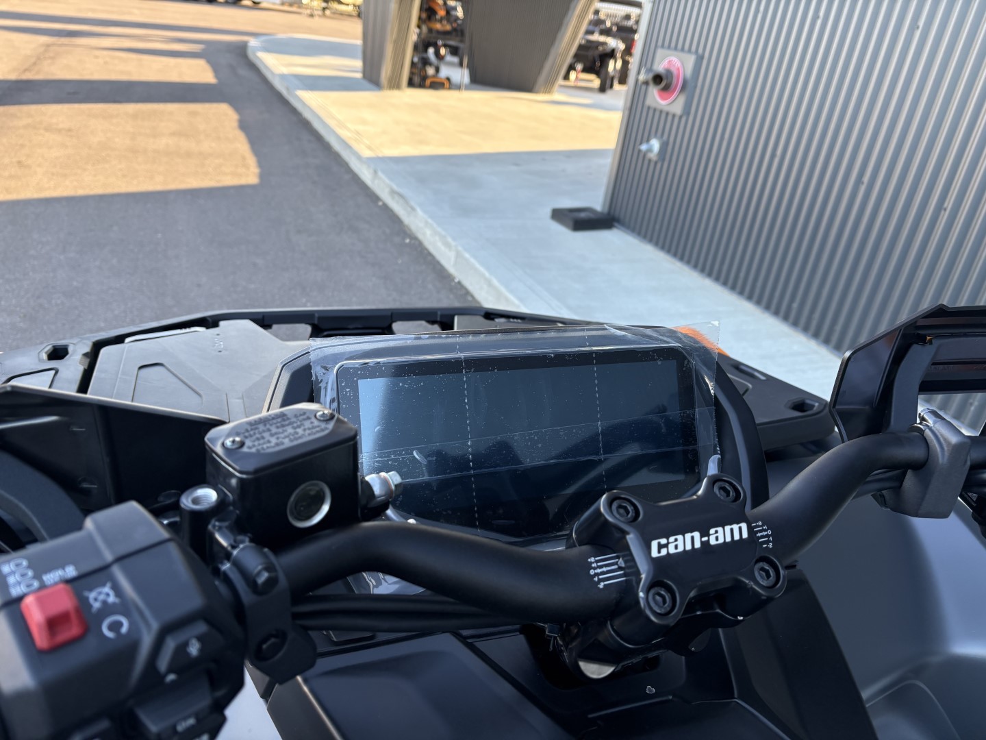 2026 Can-Am Outlander XT-P 1000R with Smart-Shox & 10.25 in. infotainment  4HTJ - Photo 14