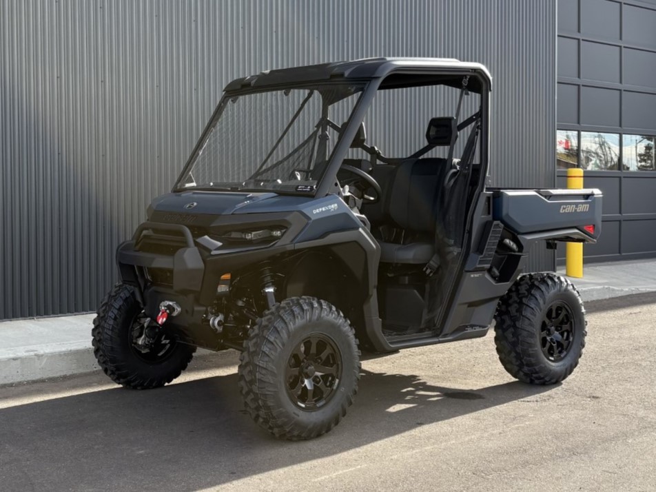 2026 Can-Am Defender XT HD11 8CTB