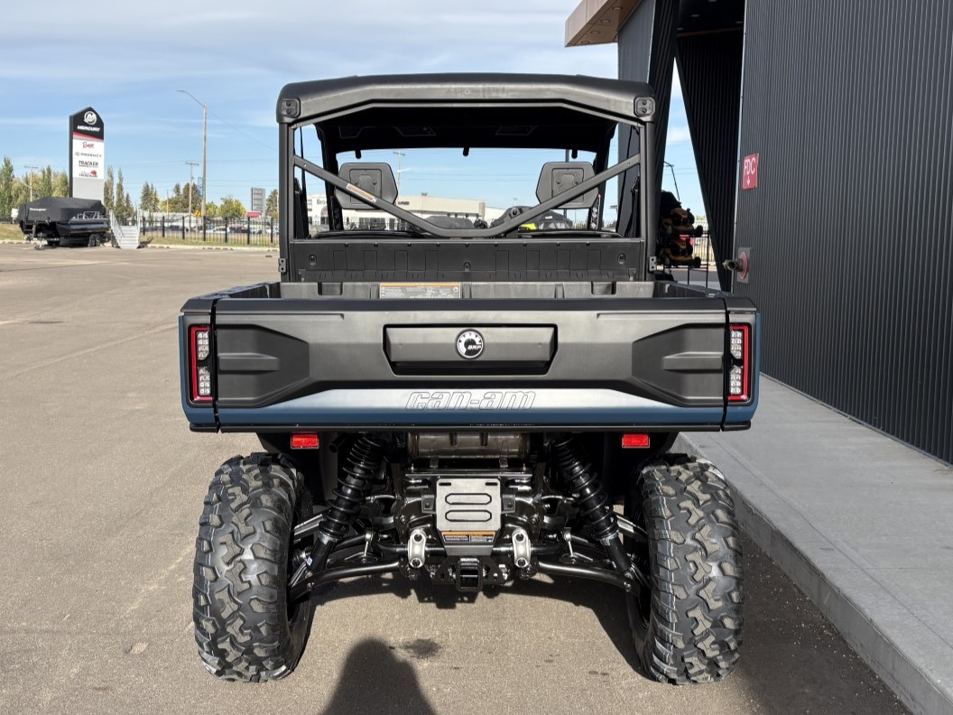 2026 Can-Am Defender XT HD11 8CTB - Photo 4