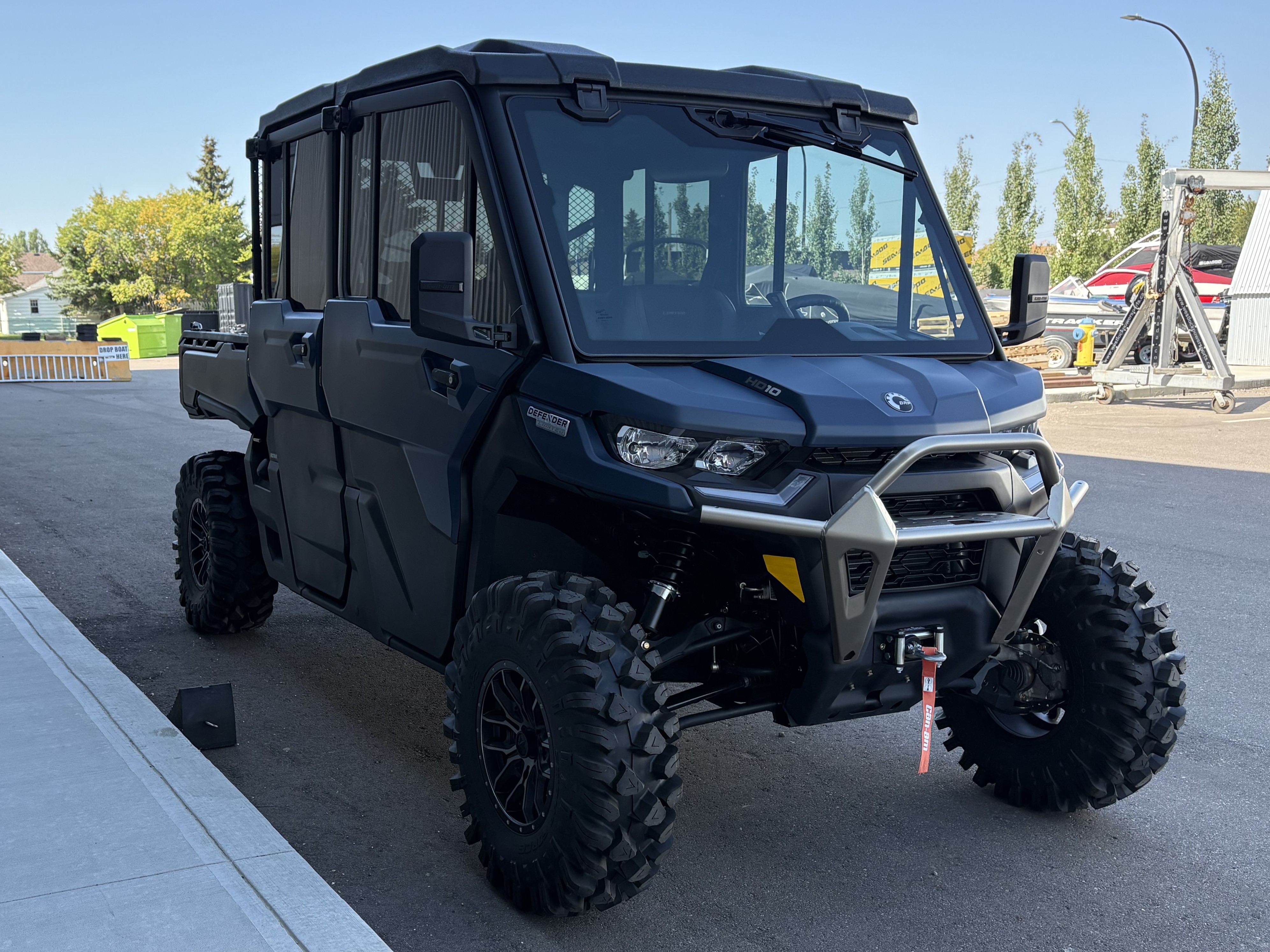 2025 Can-Am Defender MAX LIMITED CAB HD10  6MSD - Photo 6
