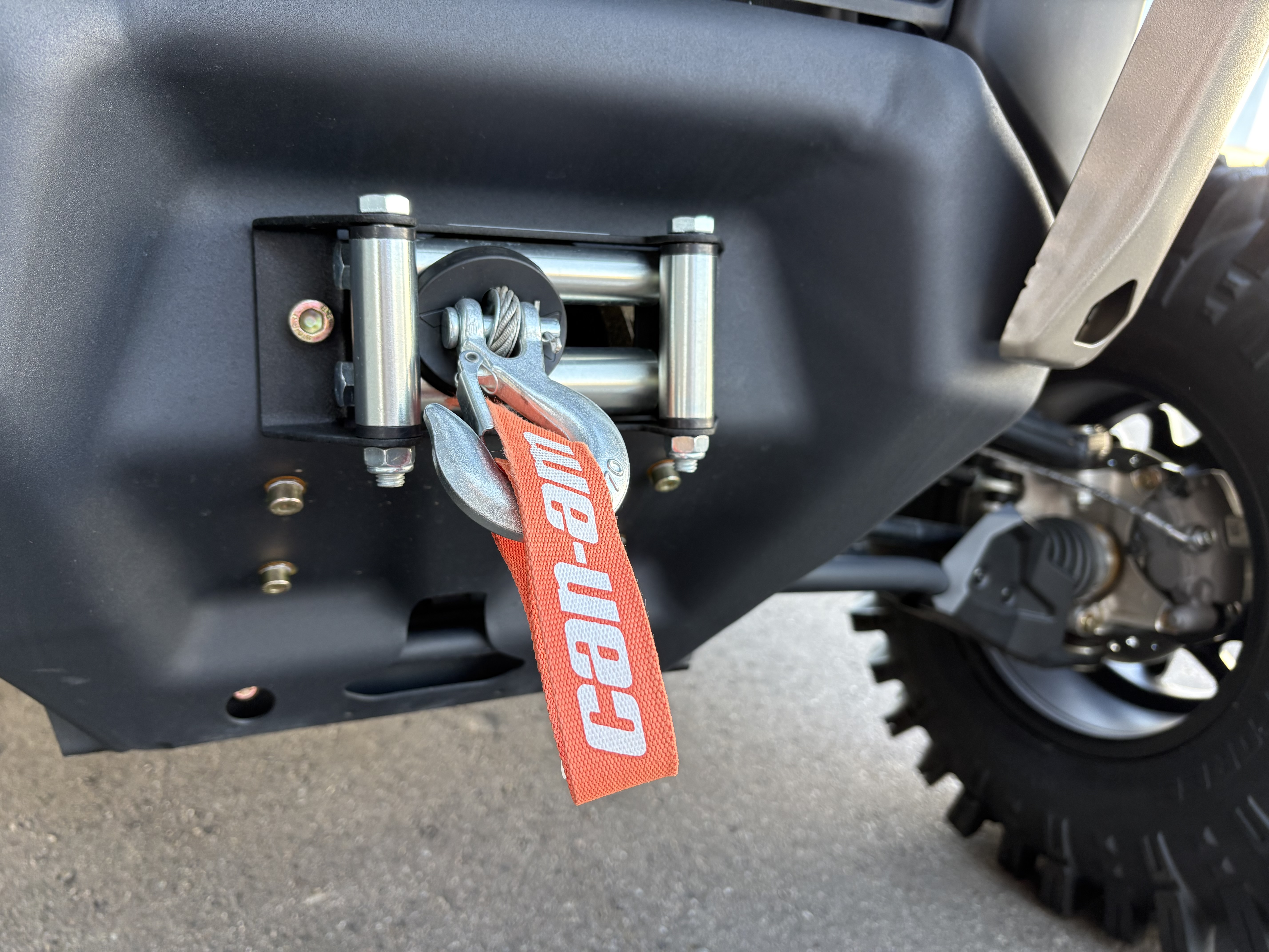 2025 Can-Am Defender MAX LIMITED CAB HD10  6MSD - Photo 9