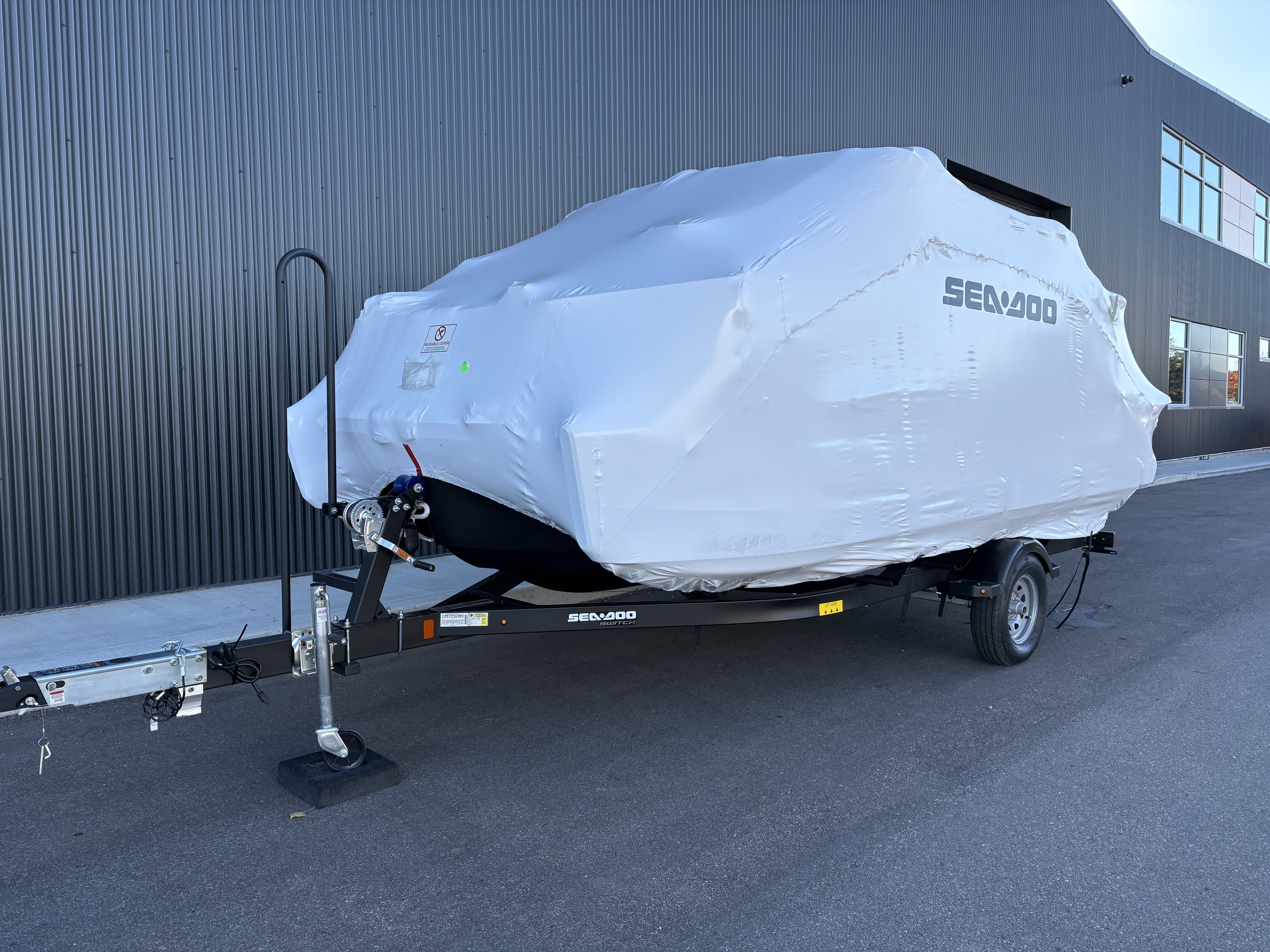 2026 Sea-Doo SWITCH FISH 18' 230hp - Photo 2