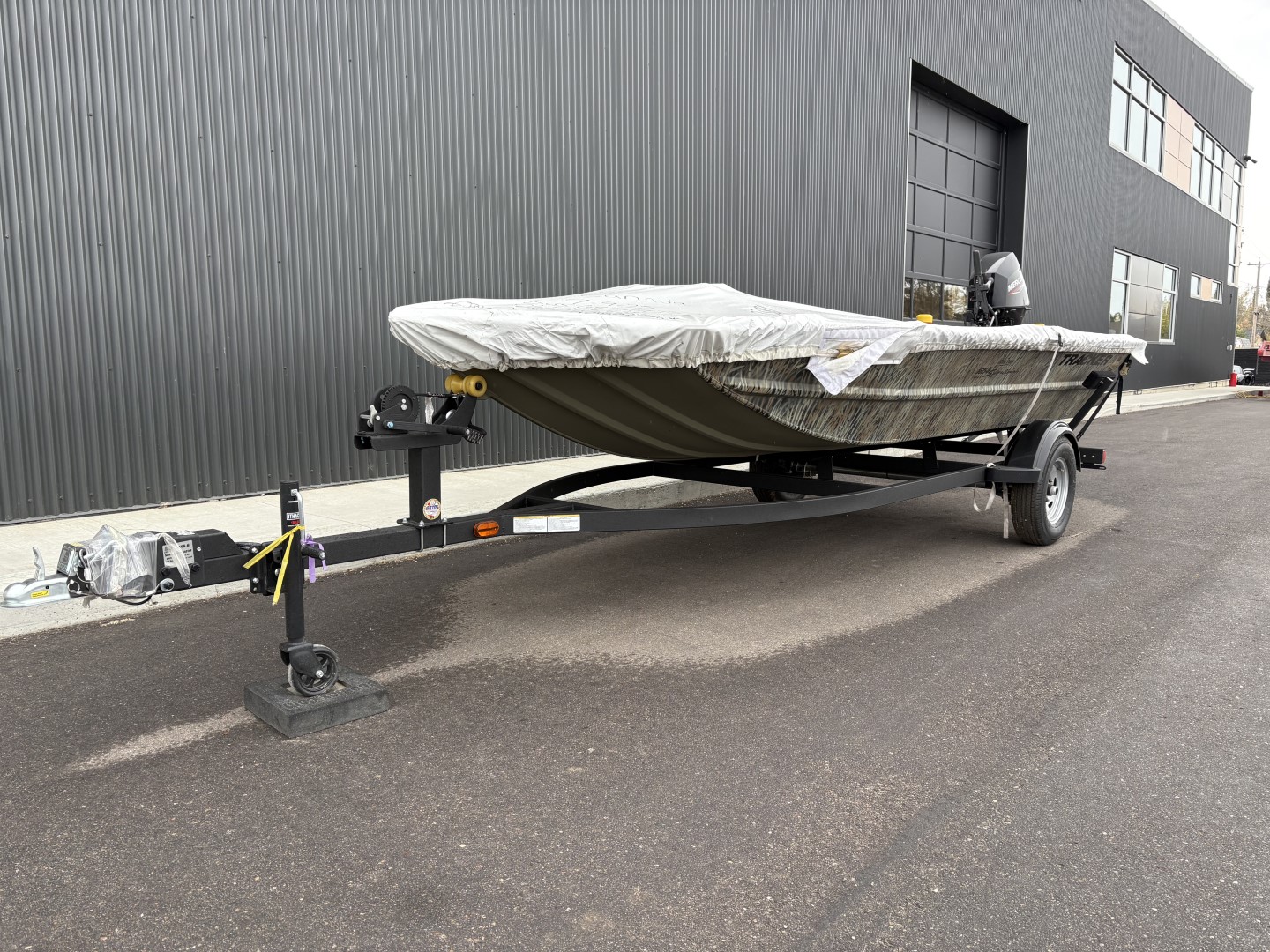 2026 Tracker Boats GRIZZLY 1654 SPORTSMAN JON 30HP