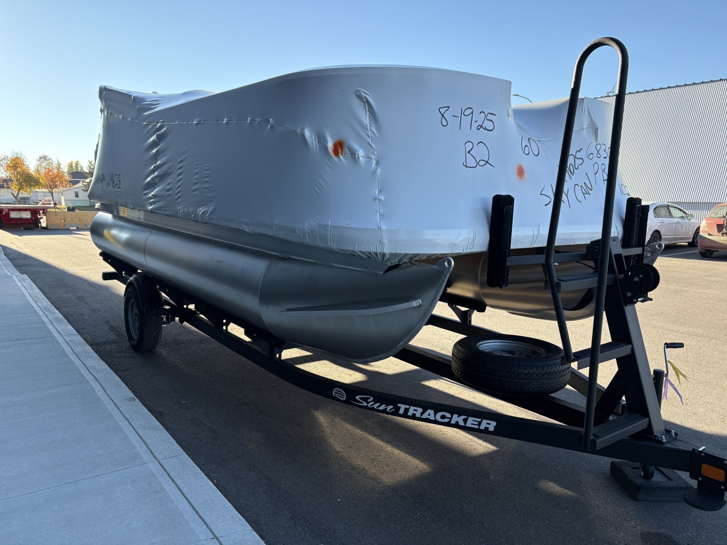 2026 Sun Tracker Party Barge® 18 DLX-B086947 - Photo 8