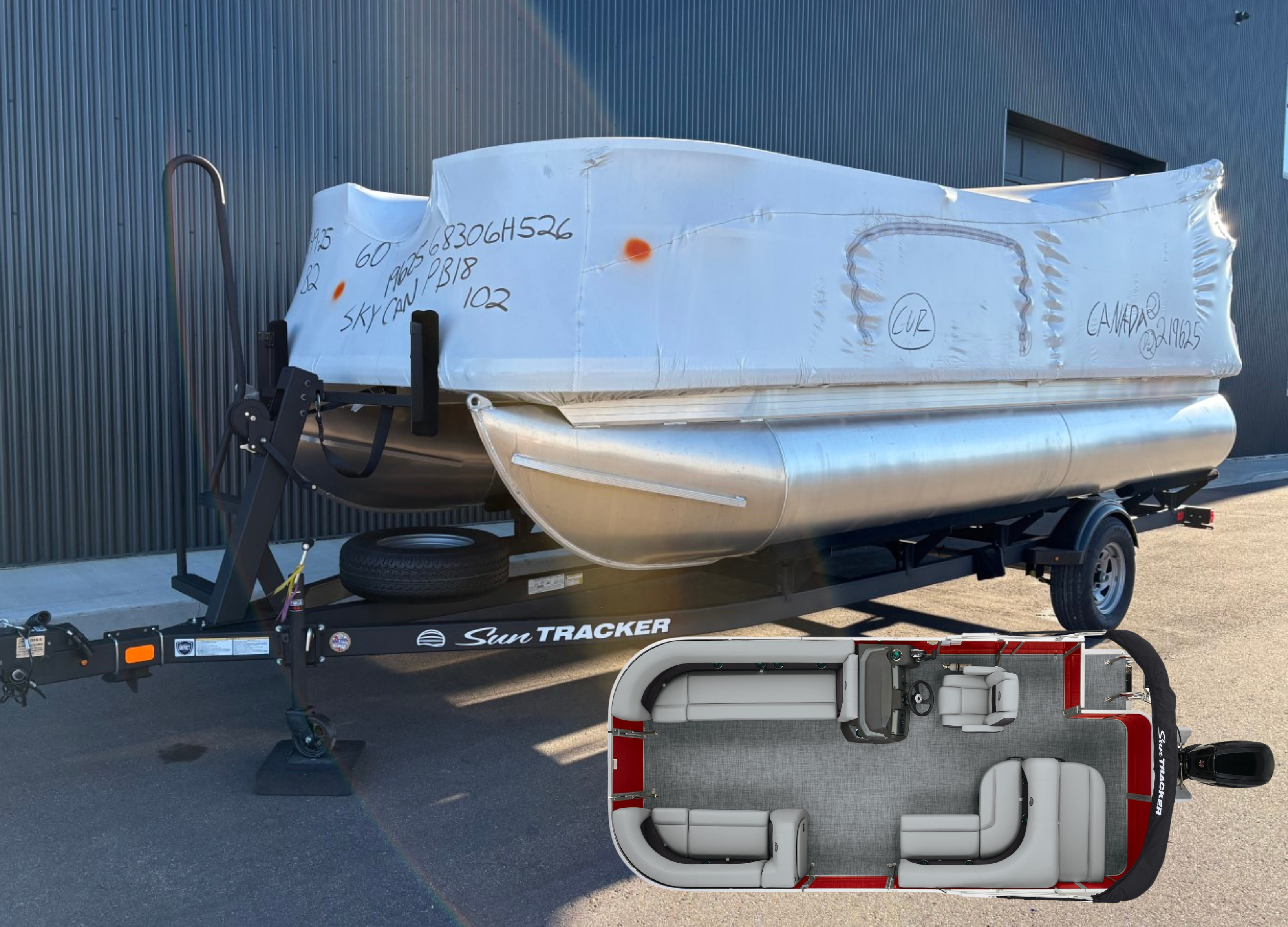 2026 Sun Tracker Party Barge® 18 DLX-B086947