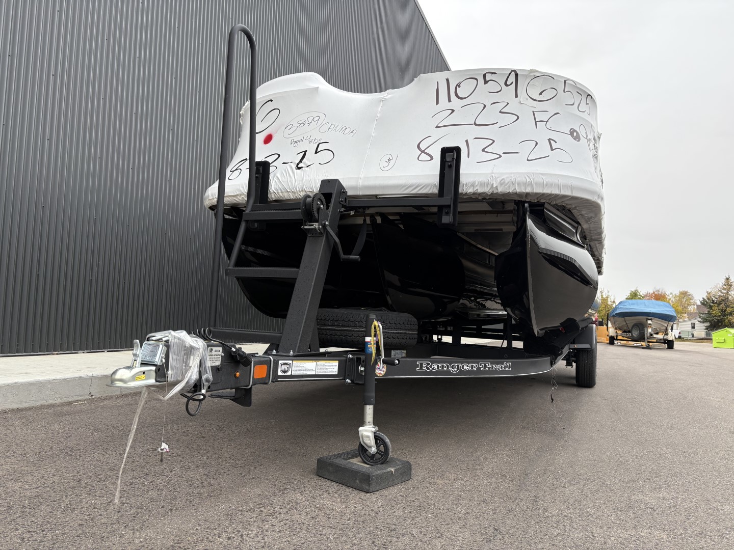 2025 Ranger Boats REATA 223FC 200L - Photo 9