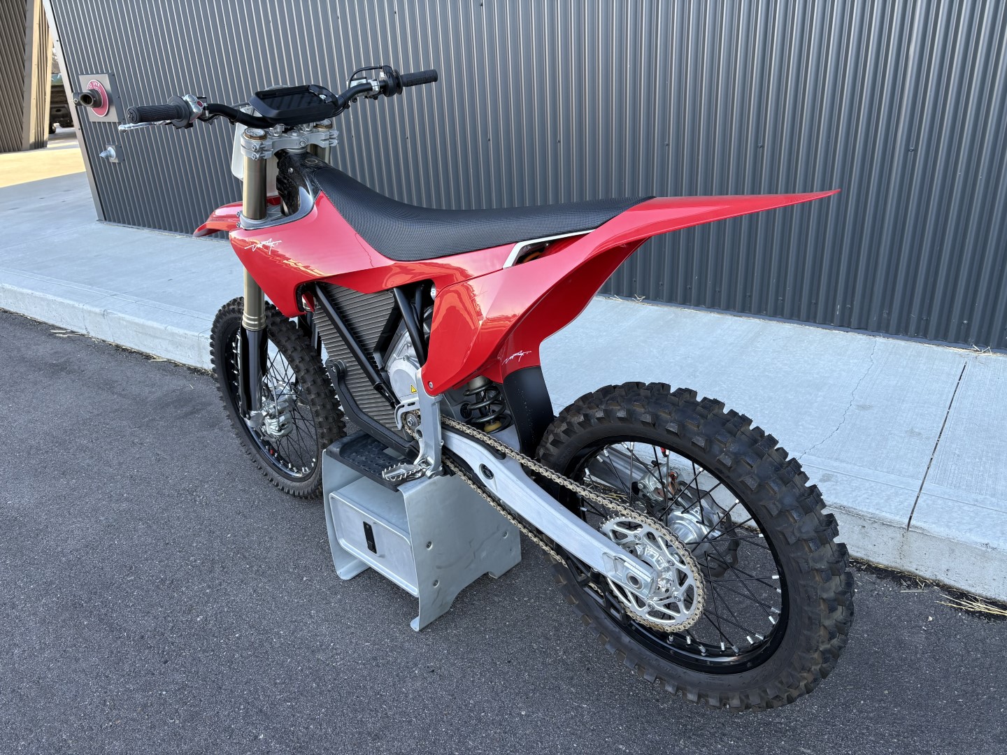 2024 Stark Future STARK ENDURO 18 - Photo 3