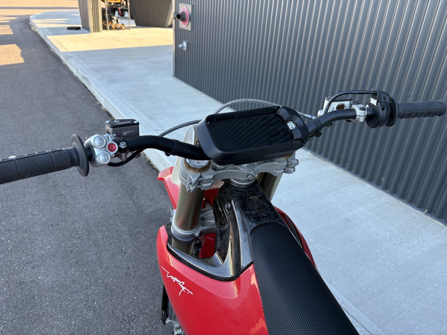 2024 Stark Future STARK ENDURO 18 - Photo 11