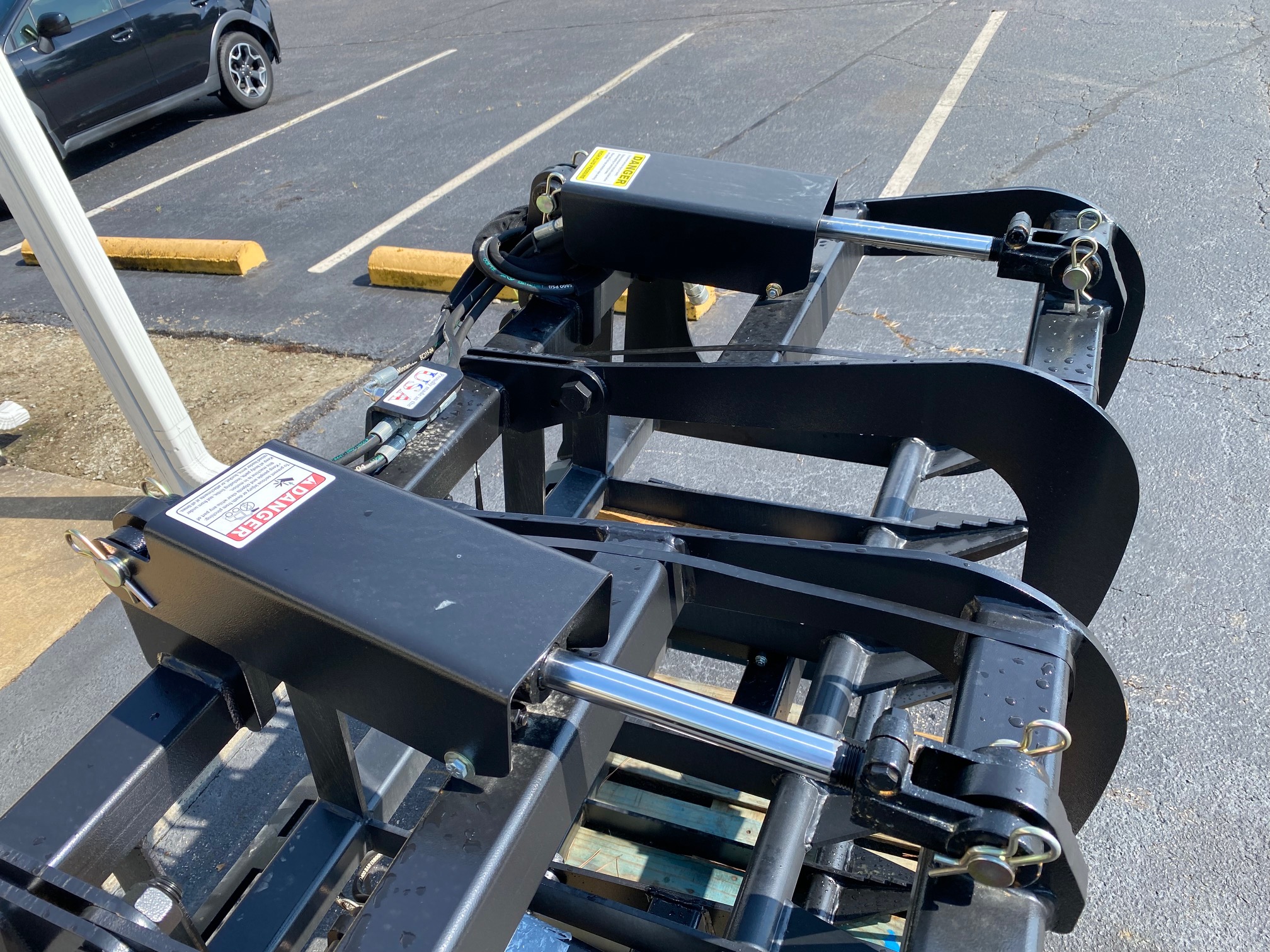 2023 Tar River Manufacturing CRG60 Root Grapple - Photo 6