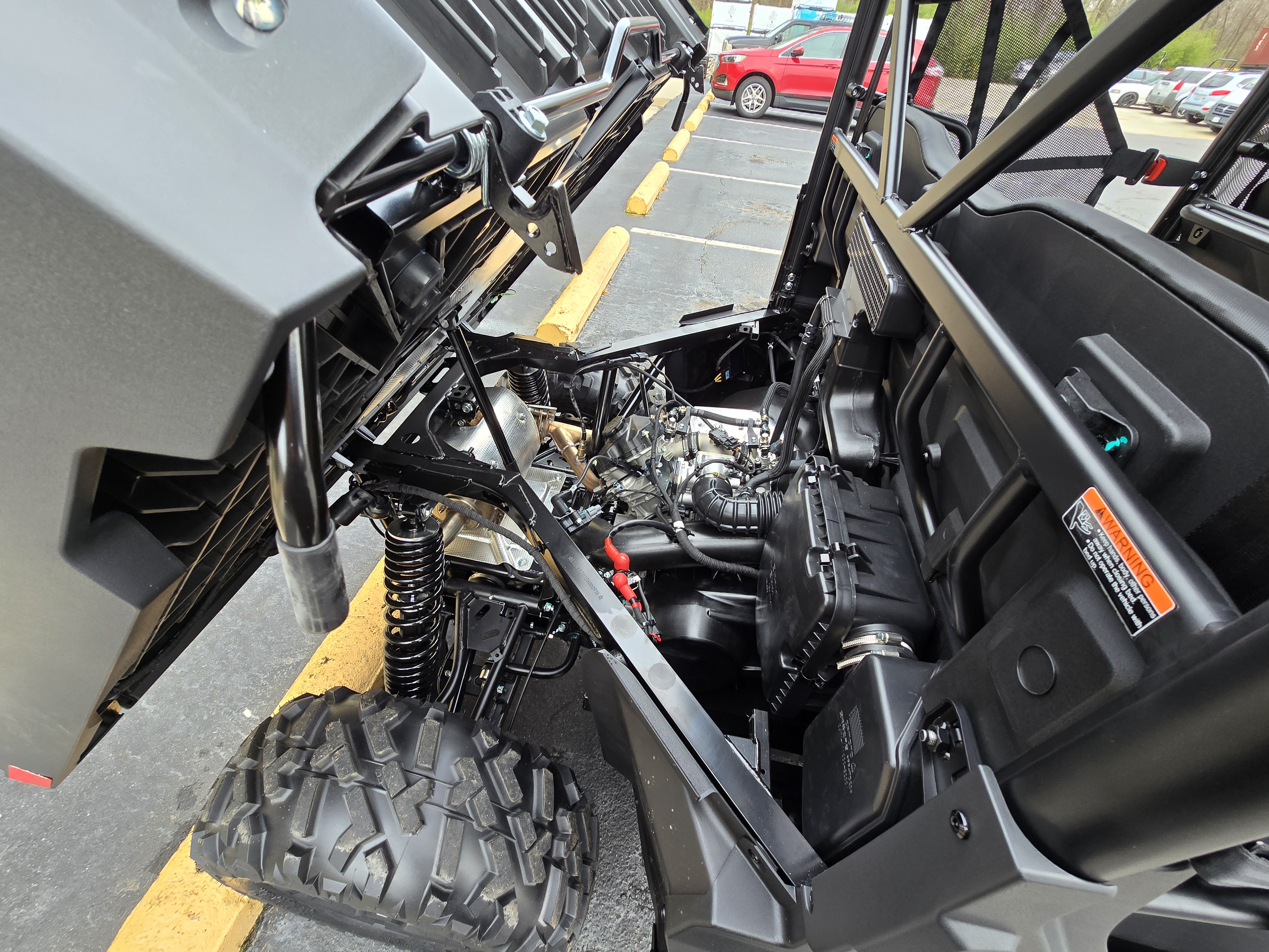 2025 CFMOTO UFORCE 800 XL - Photo 7