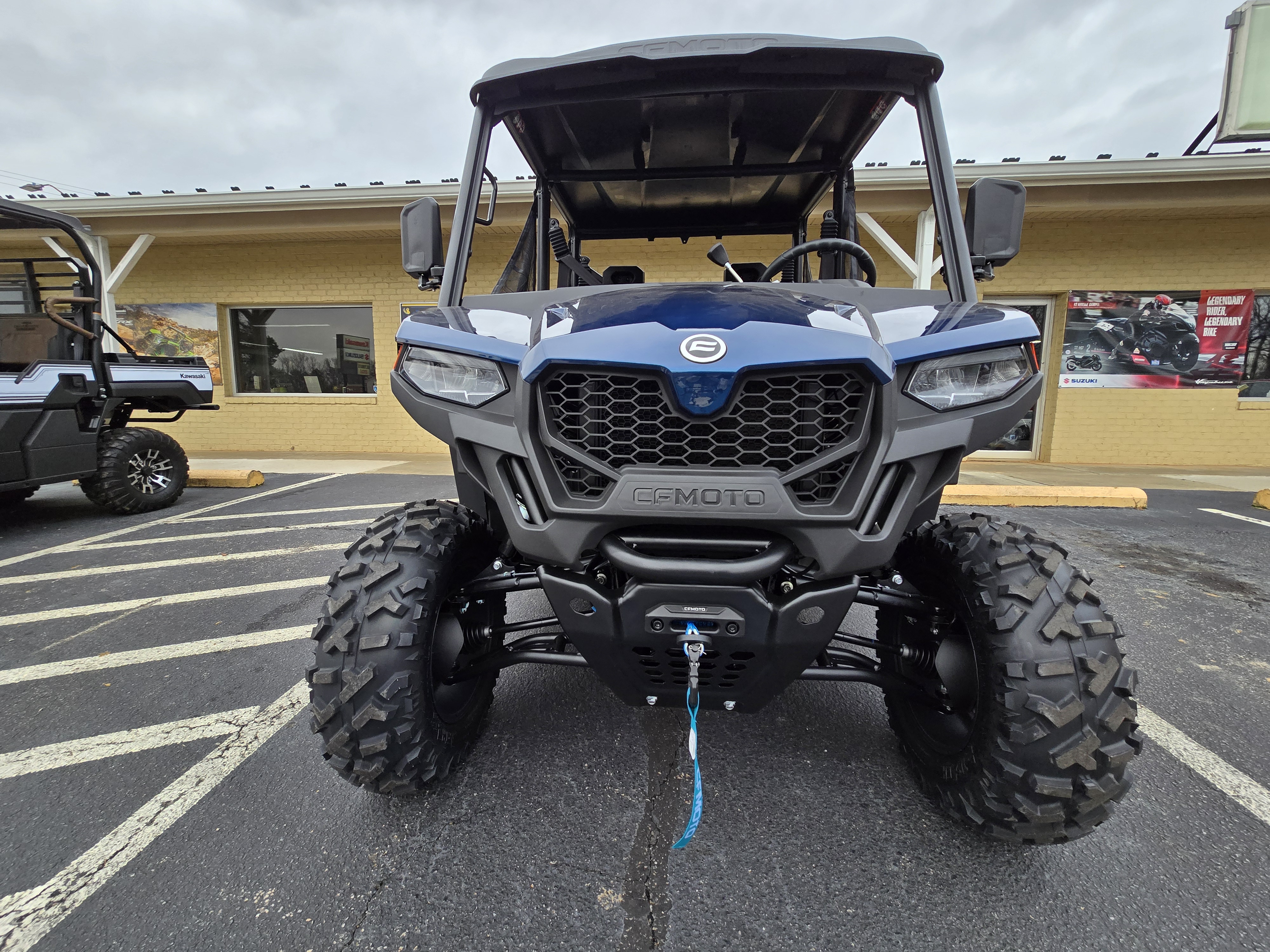 2025 CFMOTO UFORCE 800 XL - Photo 9
