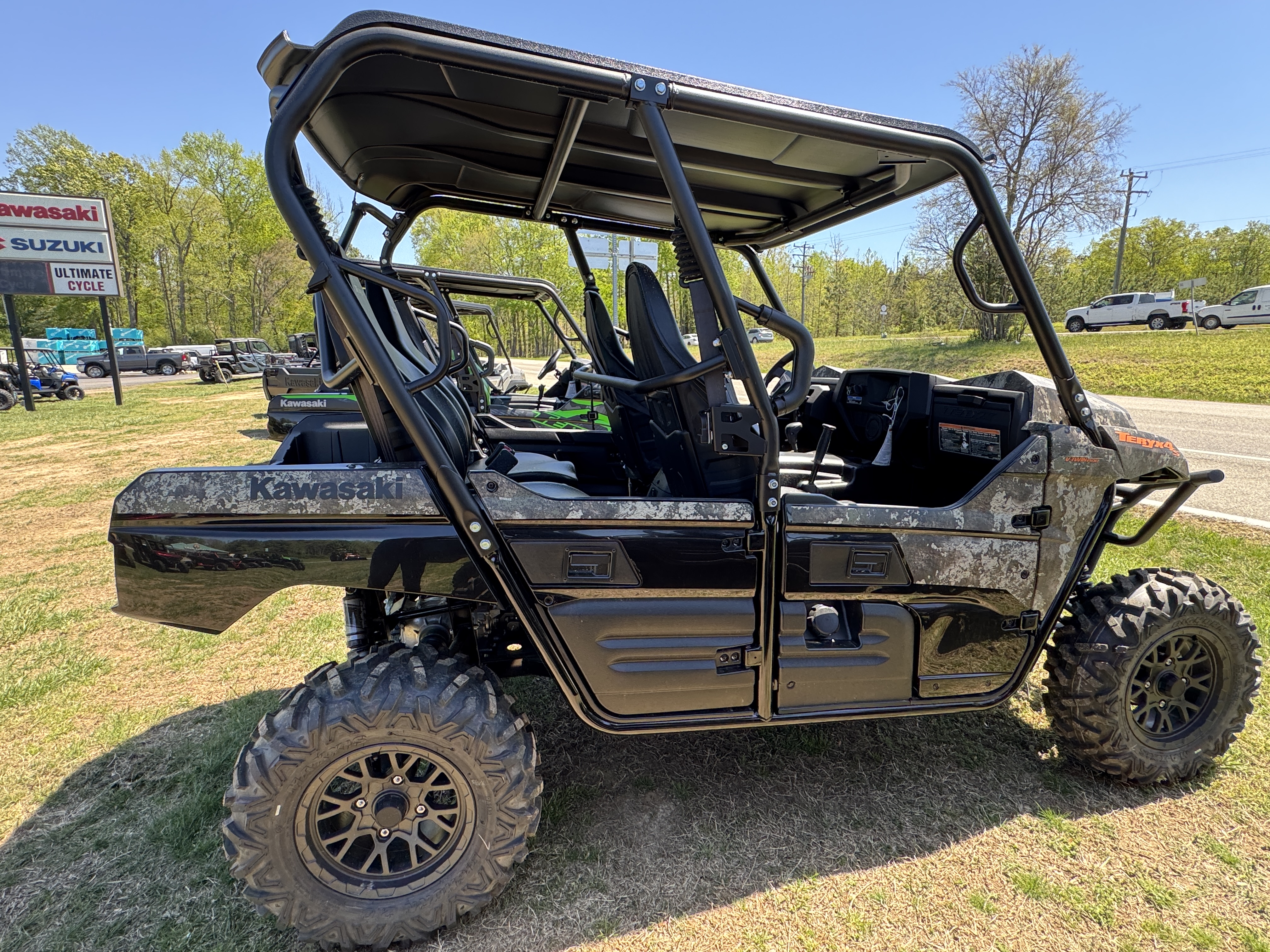 2025 Kawasaki Teryx4™ S Camo - Photo 5