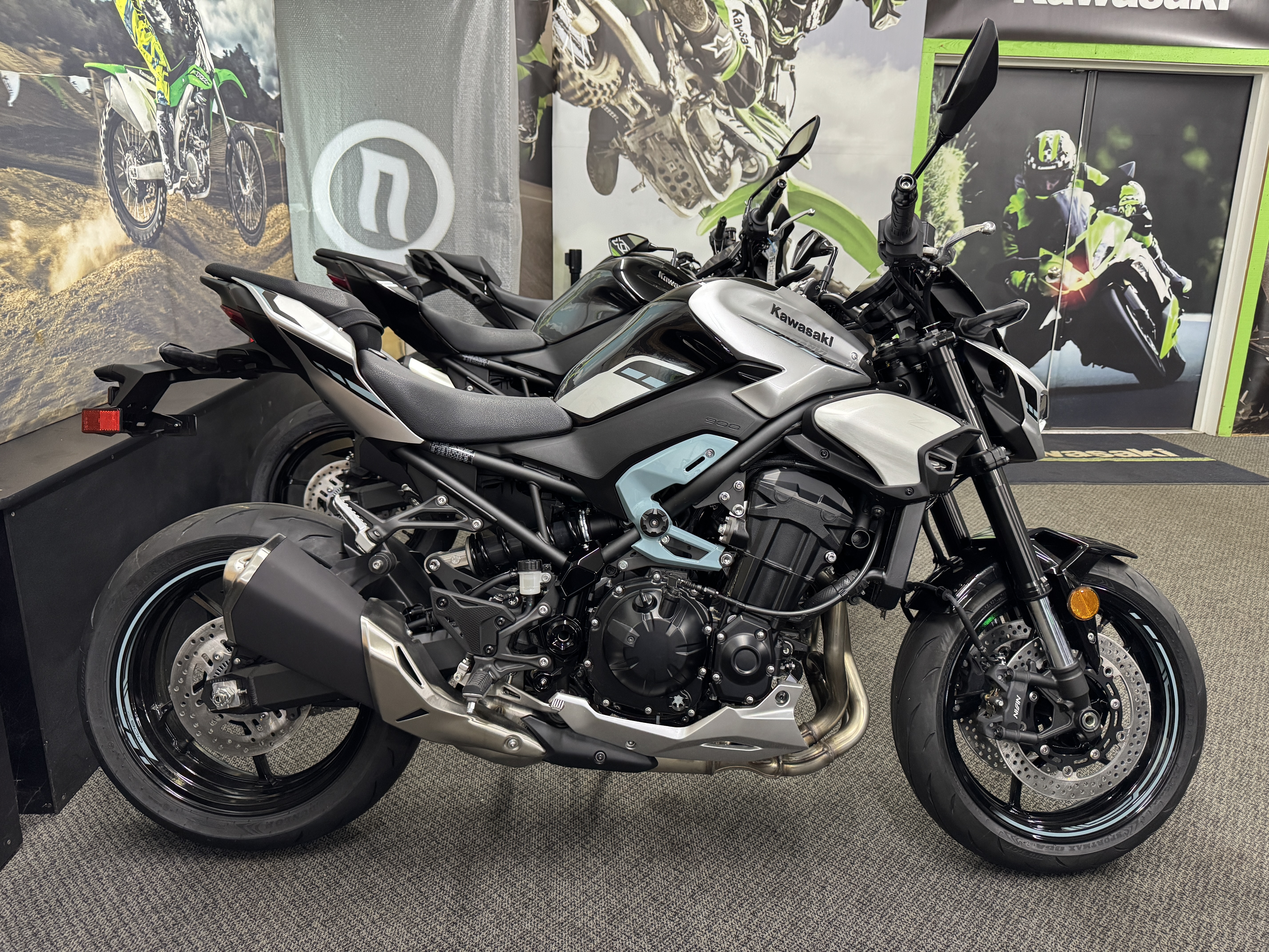 オウカナンメモリー Kawasaki's 2026 Ninja ZX-4R SE/RR models are now available