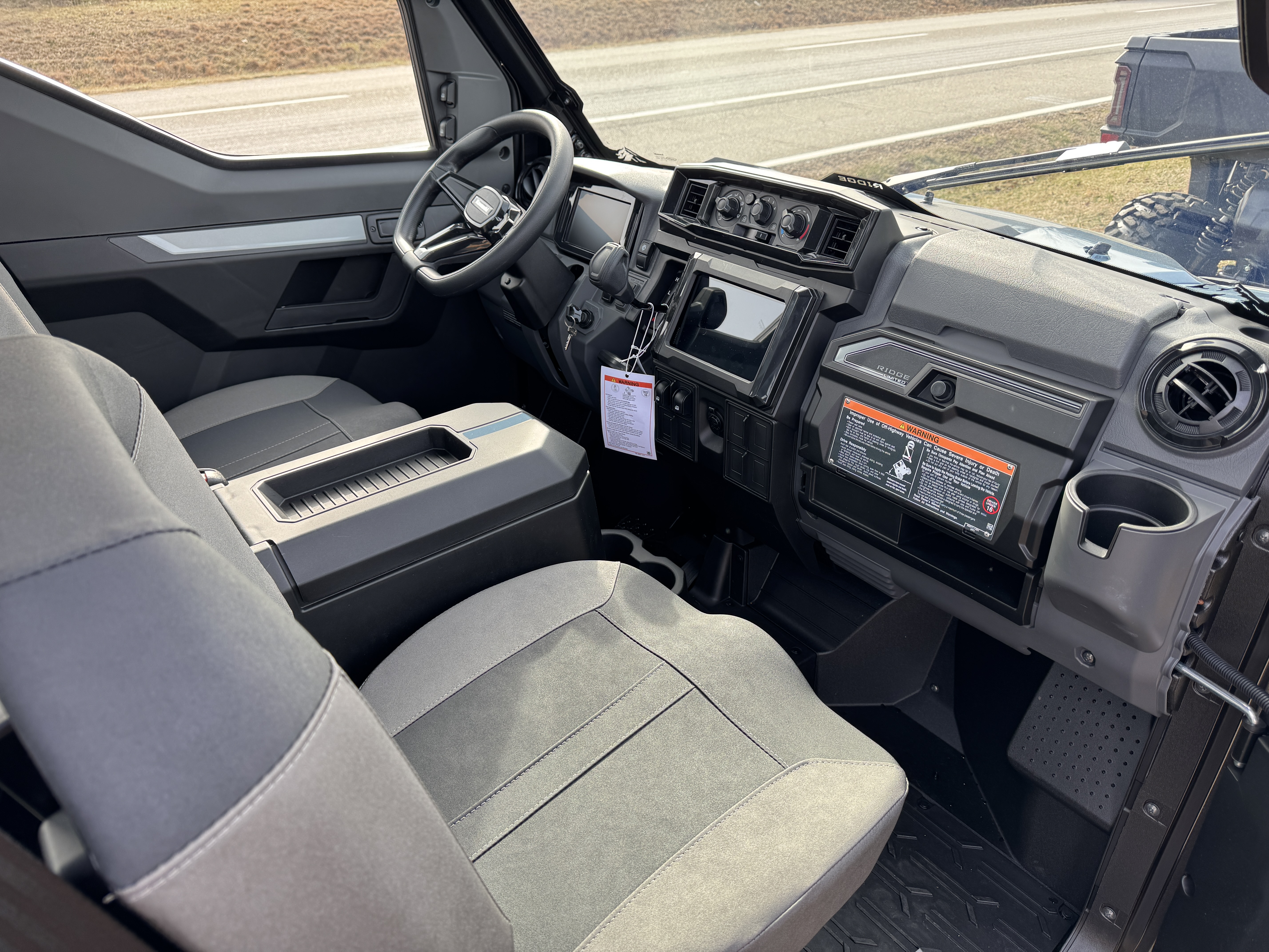2025 Kawasaki RIDGE® XR Crew Limited HVAC - Photo 10