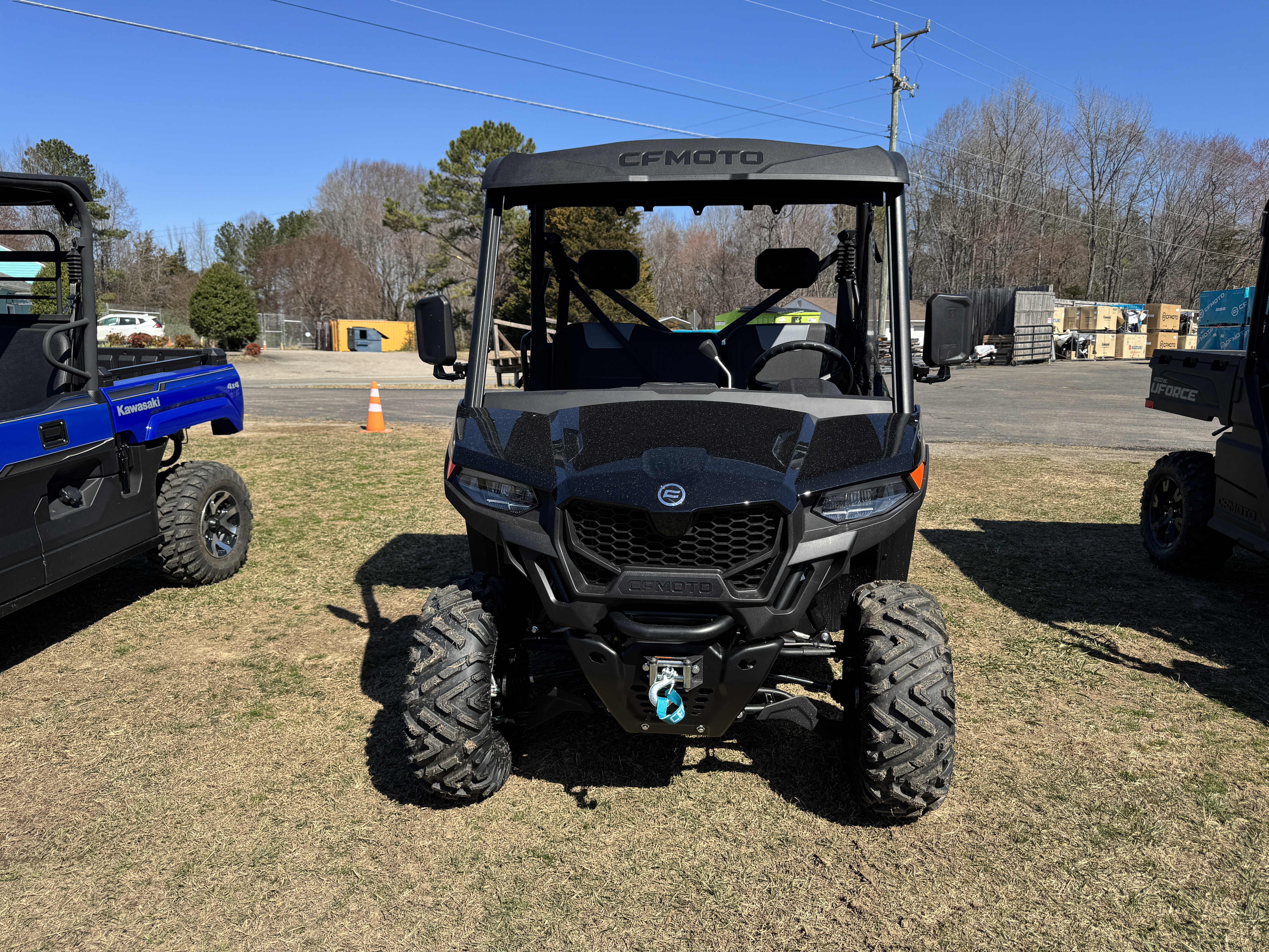2025 CFMOTO UFORCE 600 - Photo 5