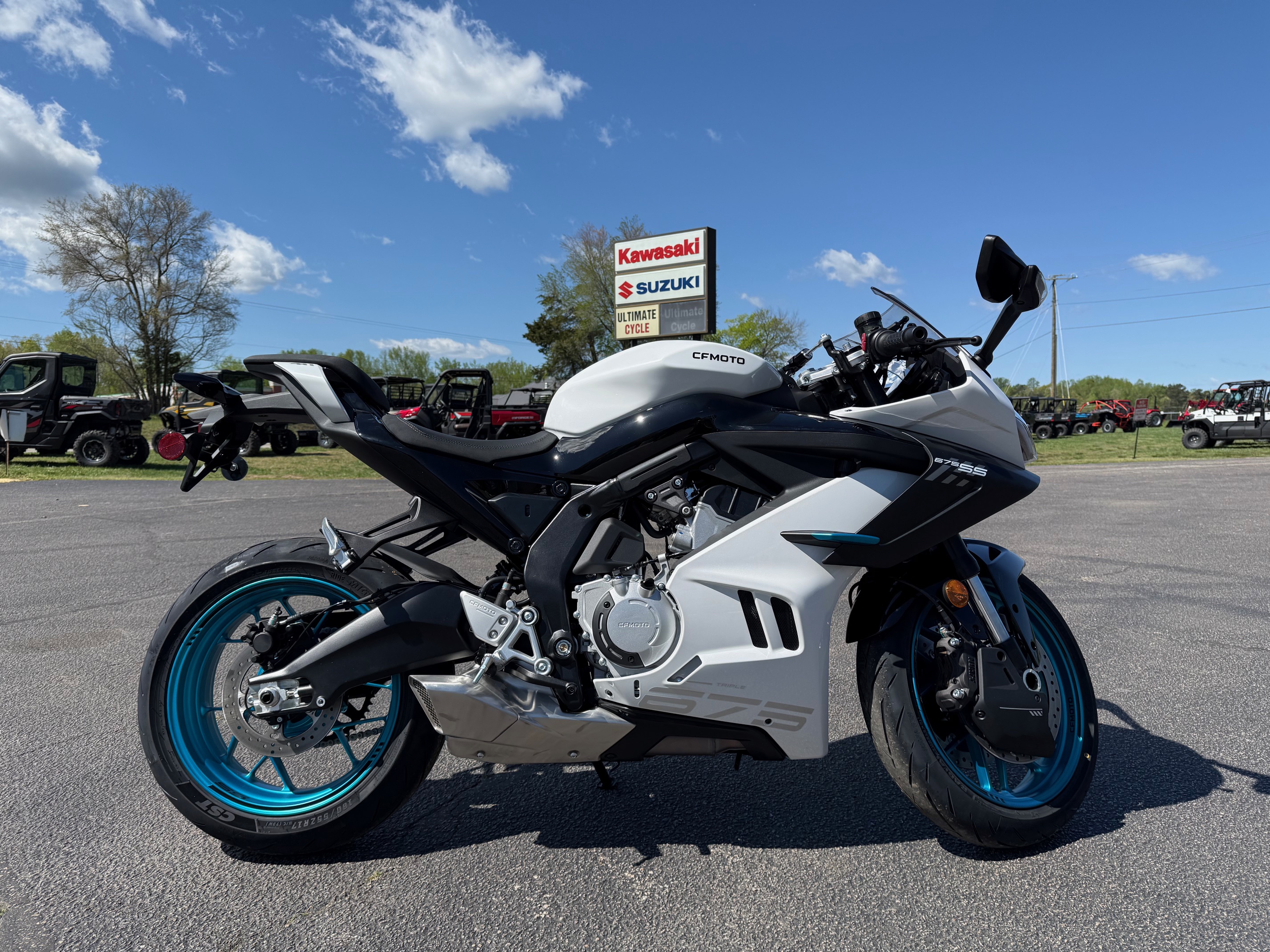 2025 CFMOTO SS 675