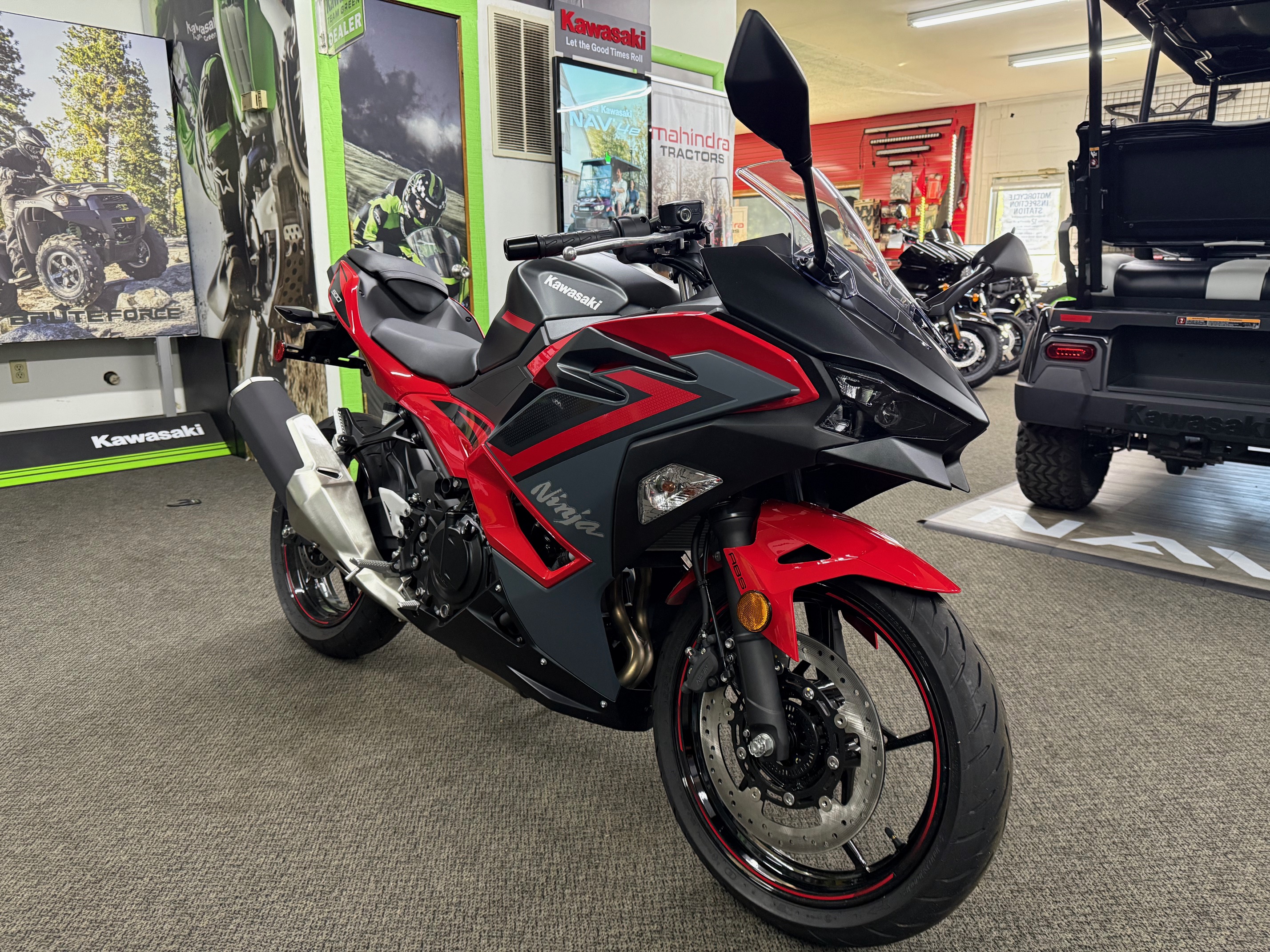 2025 Kawasaki Ninja® 500 ABS