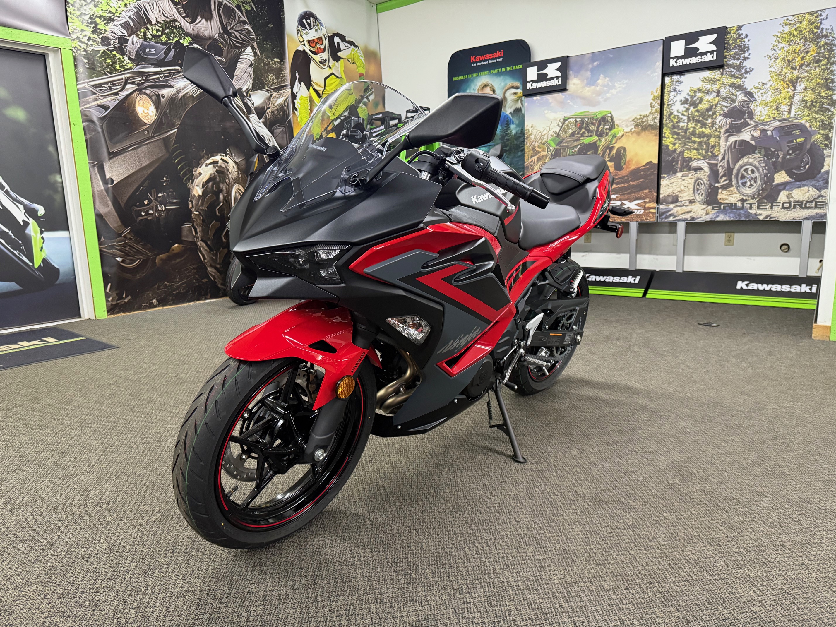 2025 Kawasaki Ninja® 500 ABS