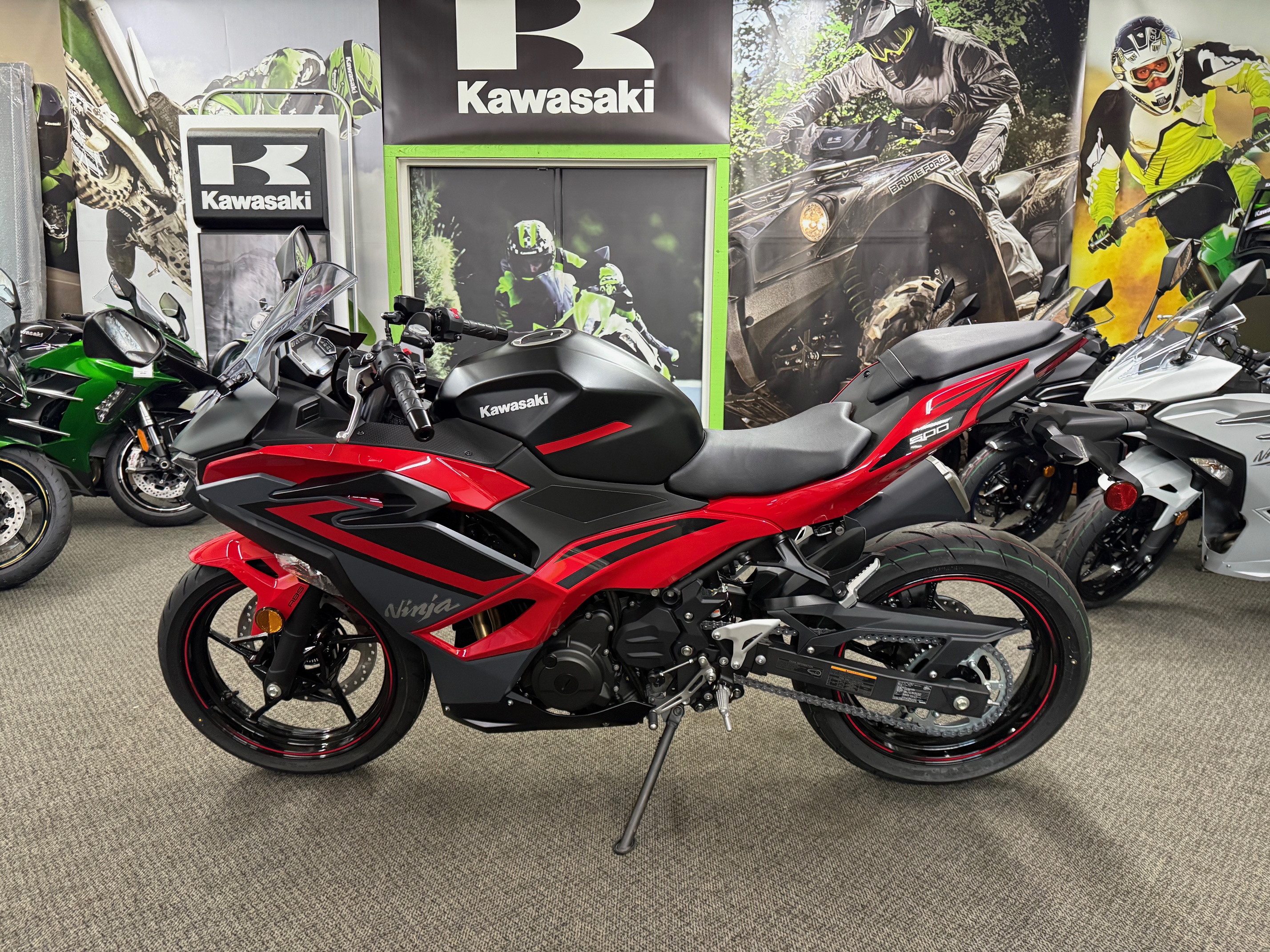 2025 Kawasaki Ninja® 500 ABS - Photo 7