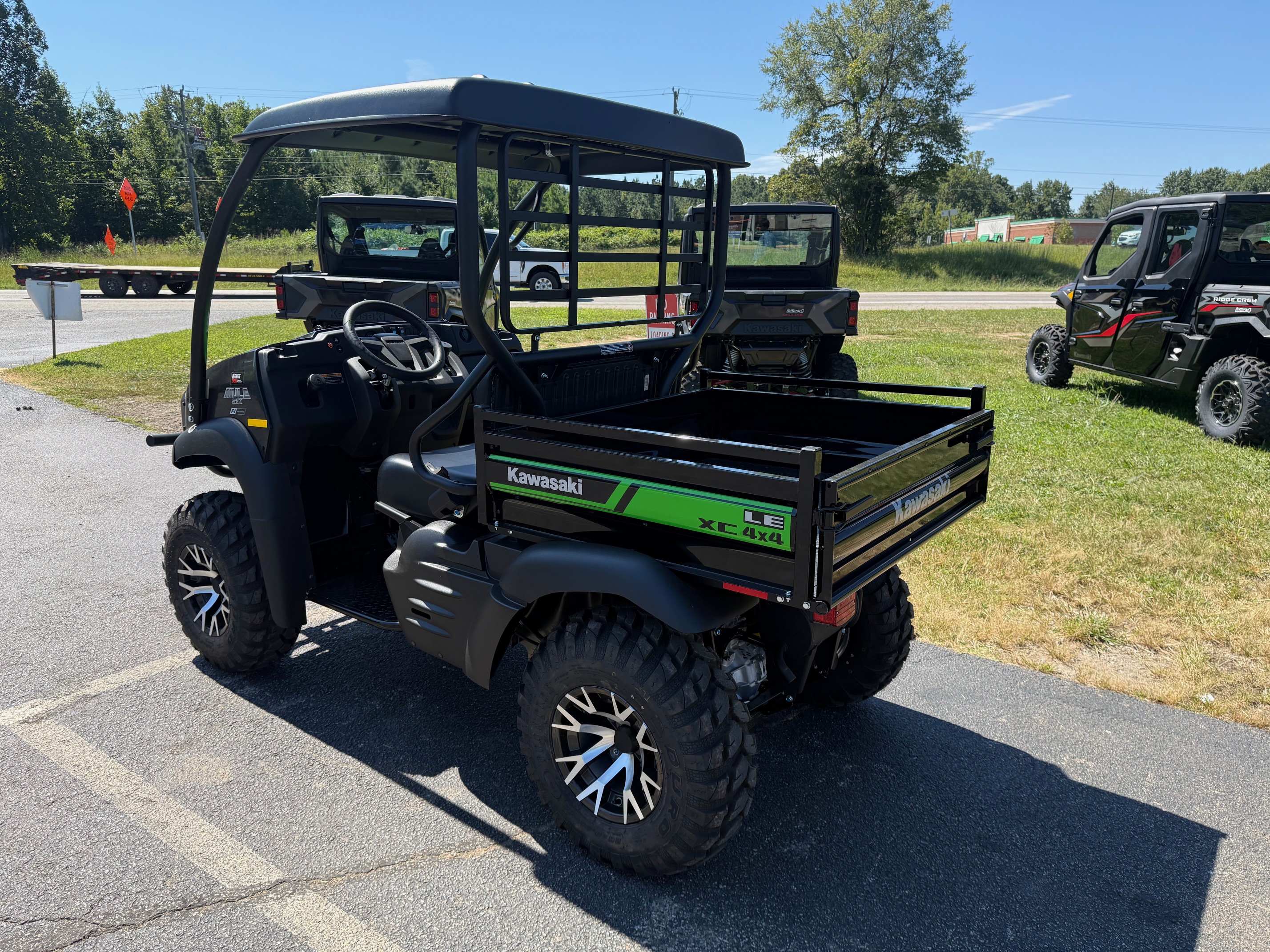 2026 Kawasaki Mule SX™ 4x4 XC LE - Photo 8