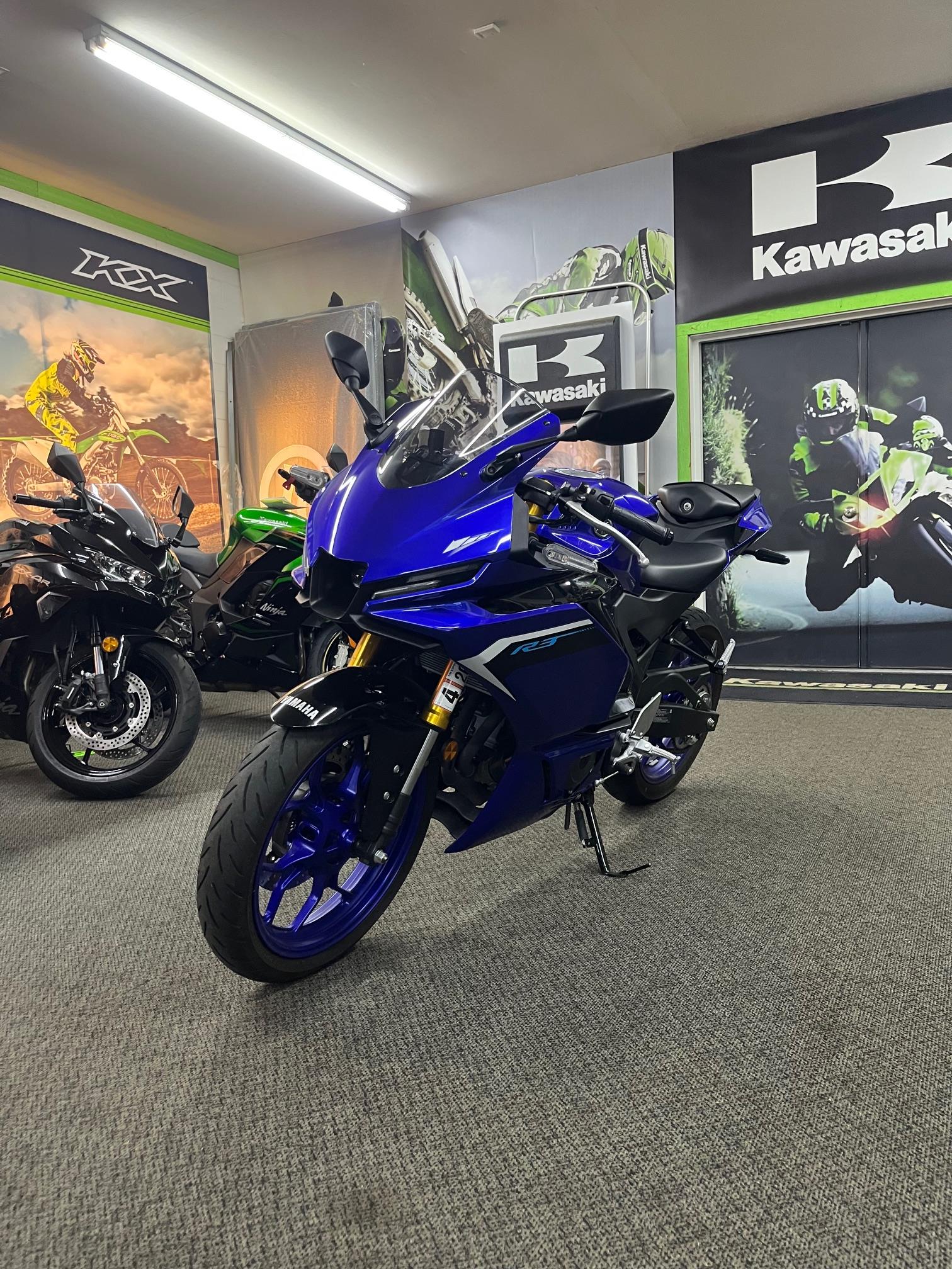 2025 Yamaha YZF R3 - Photo 6