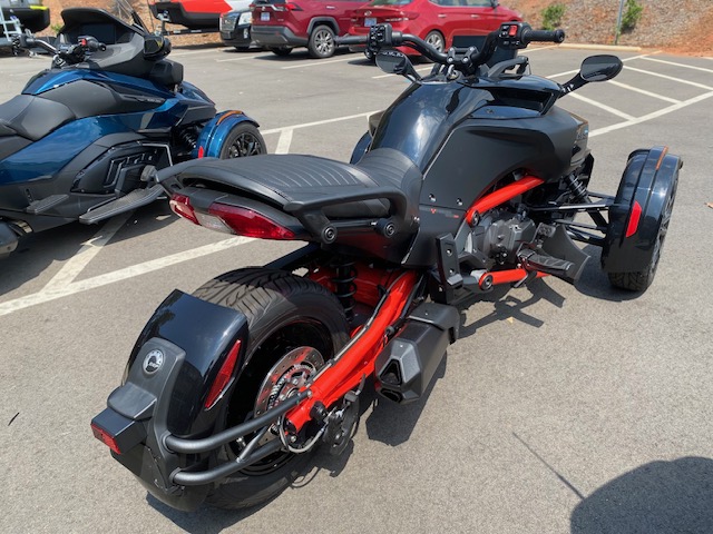 2025 Can-Am Spyder F3 S - Photo 9