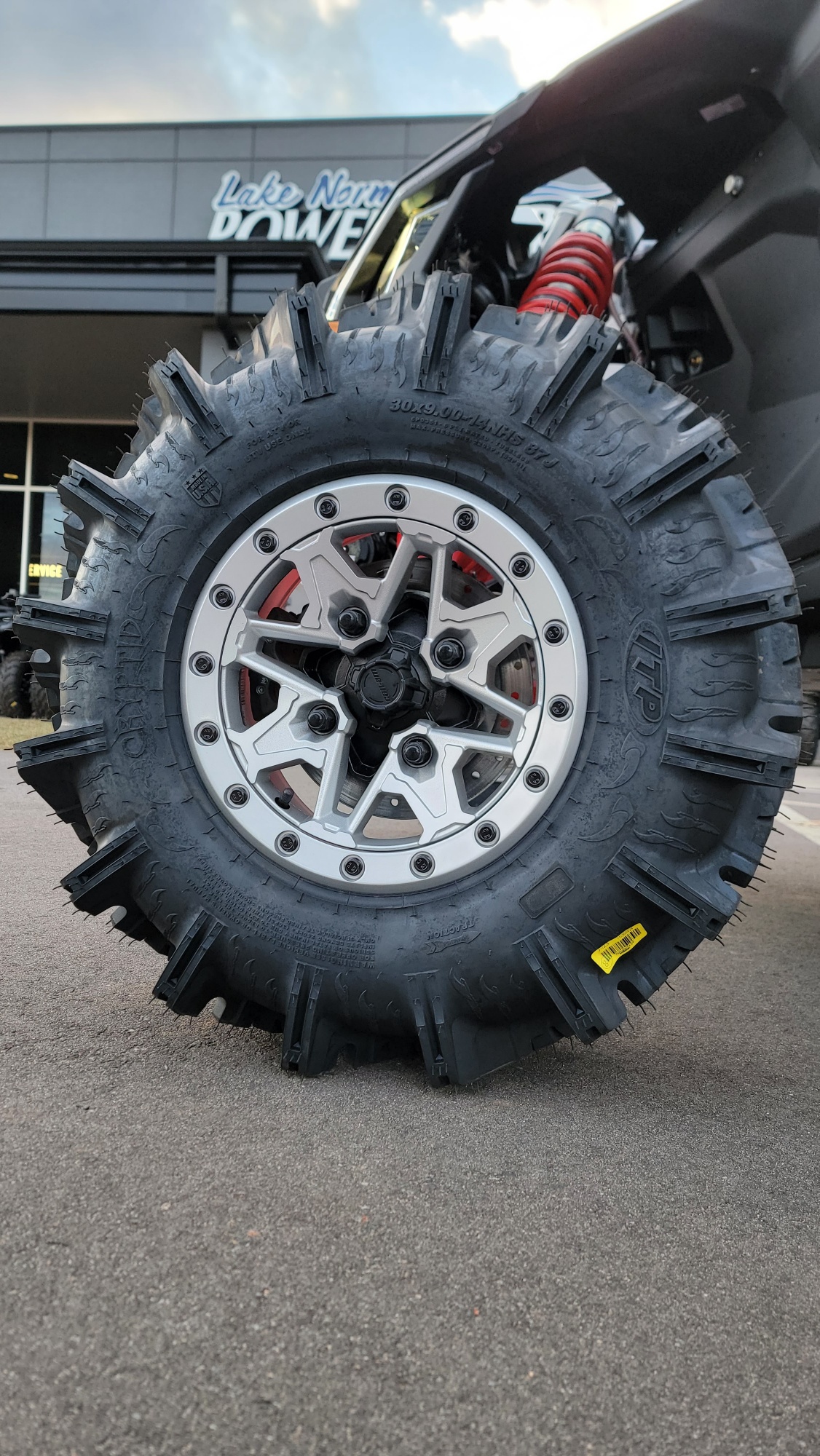 2025 Can-Am Maverick X3 X mr TURBO RR 72 - Photo 7