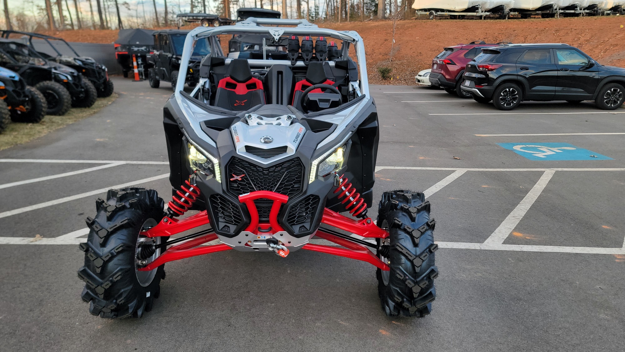 2025 Can-Am Maverick X3 X mr TURBO RR 72 - Photo 8