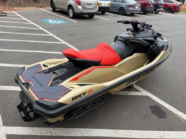 2025 Sea-Doo RXT-X 325 - Photo 5