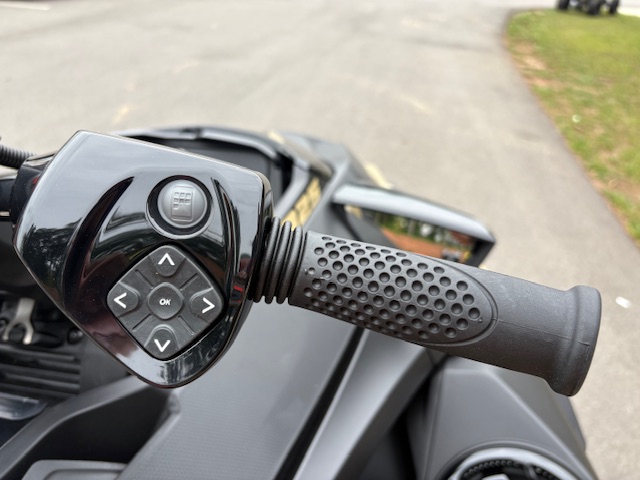 2025 Sea-Doo RXT-X 325 - Photo 14