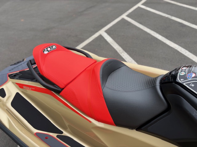 2025 Sea-Doo RXT-X 325 - Photo 15