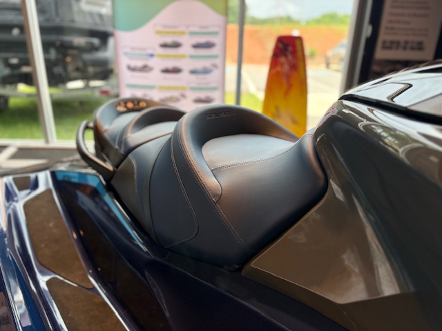 2025 Sea-Doo GTX 300 - Photo 15