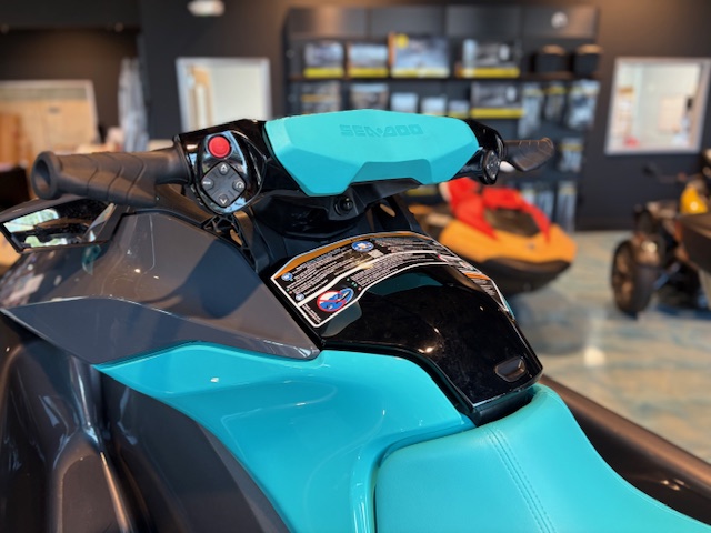 2025 Sea-Doo GTR 230 - Photo 11